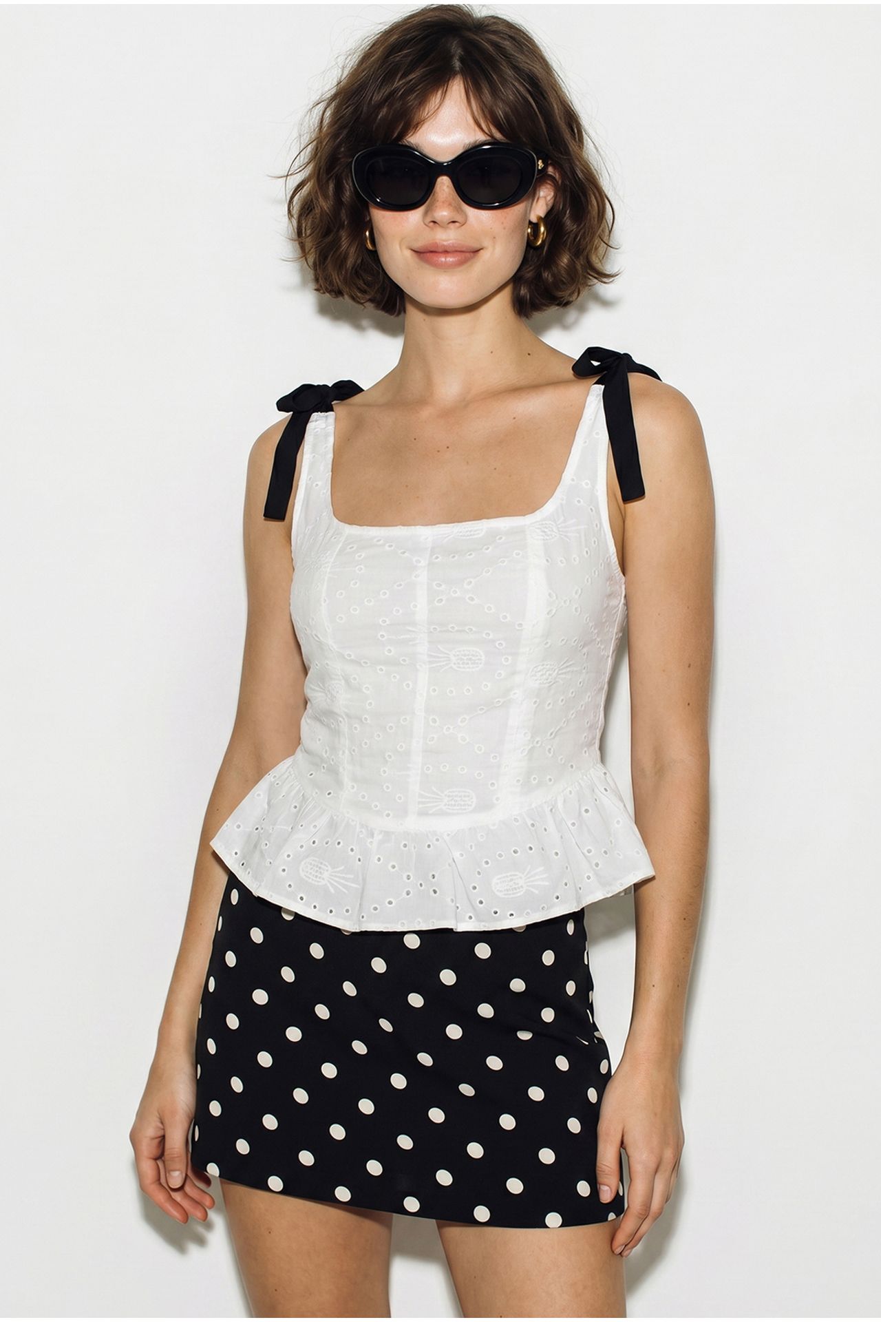 LUCCI Embroidered Square-Neck Corset Top 2