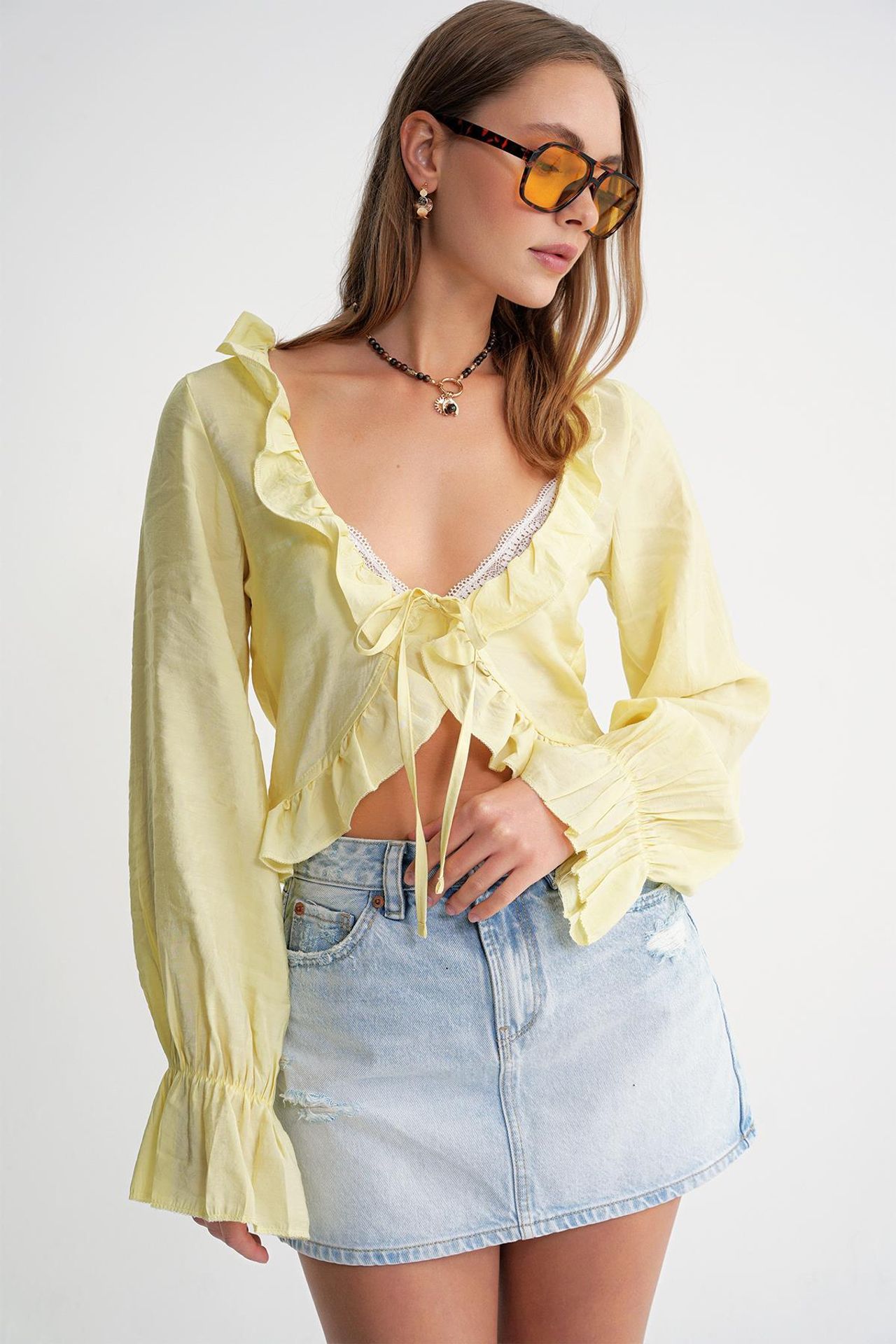 Mixray Frilly V-Neck Long Sleeve Crop Blouse 5