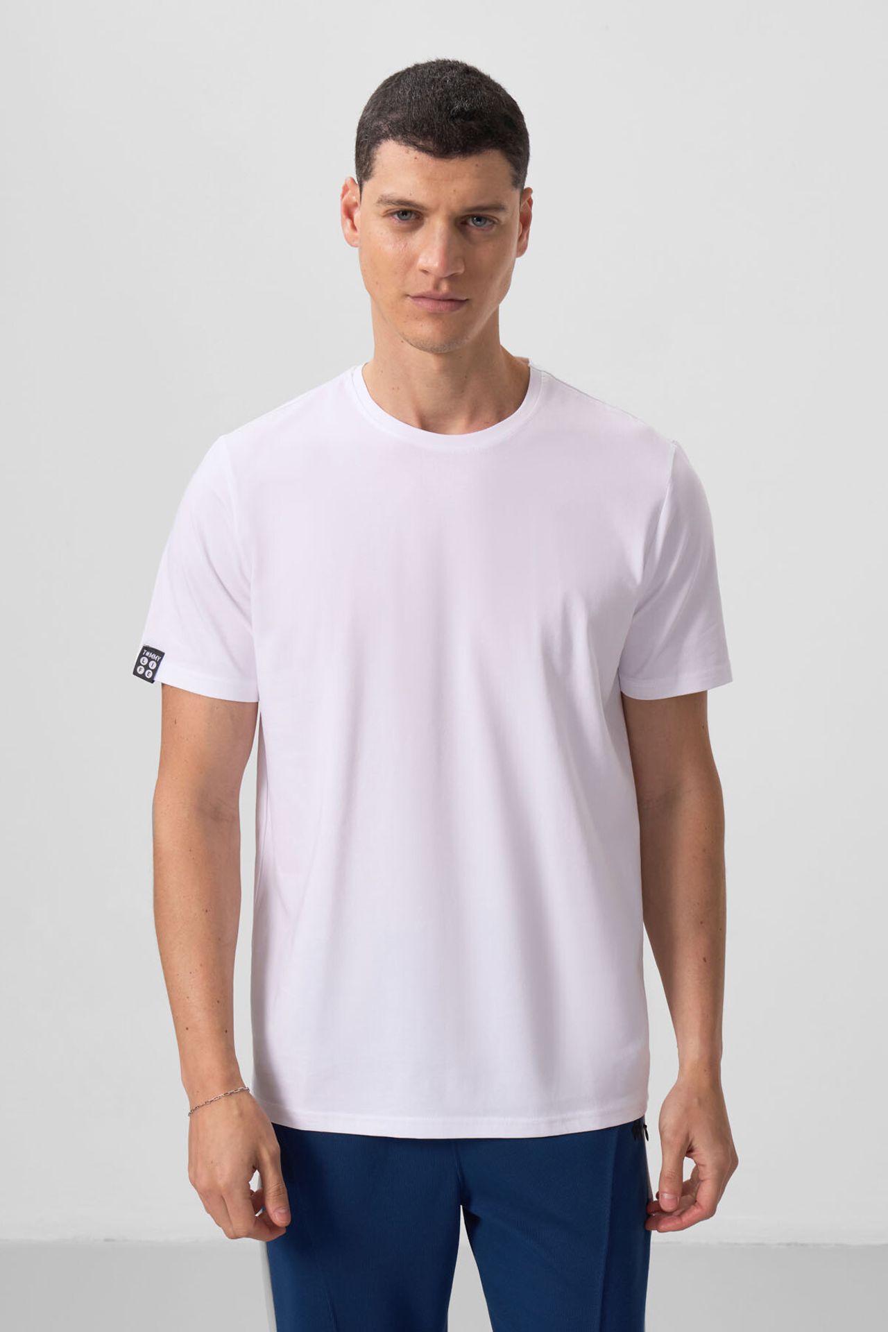 TOMMY Men's Cotton Elastane Crew Neck T-Shirt 3