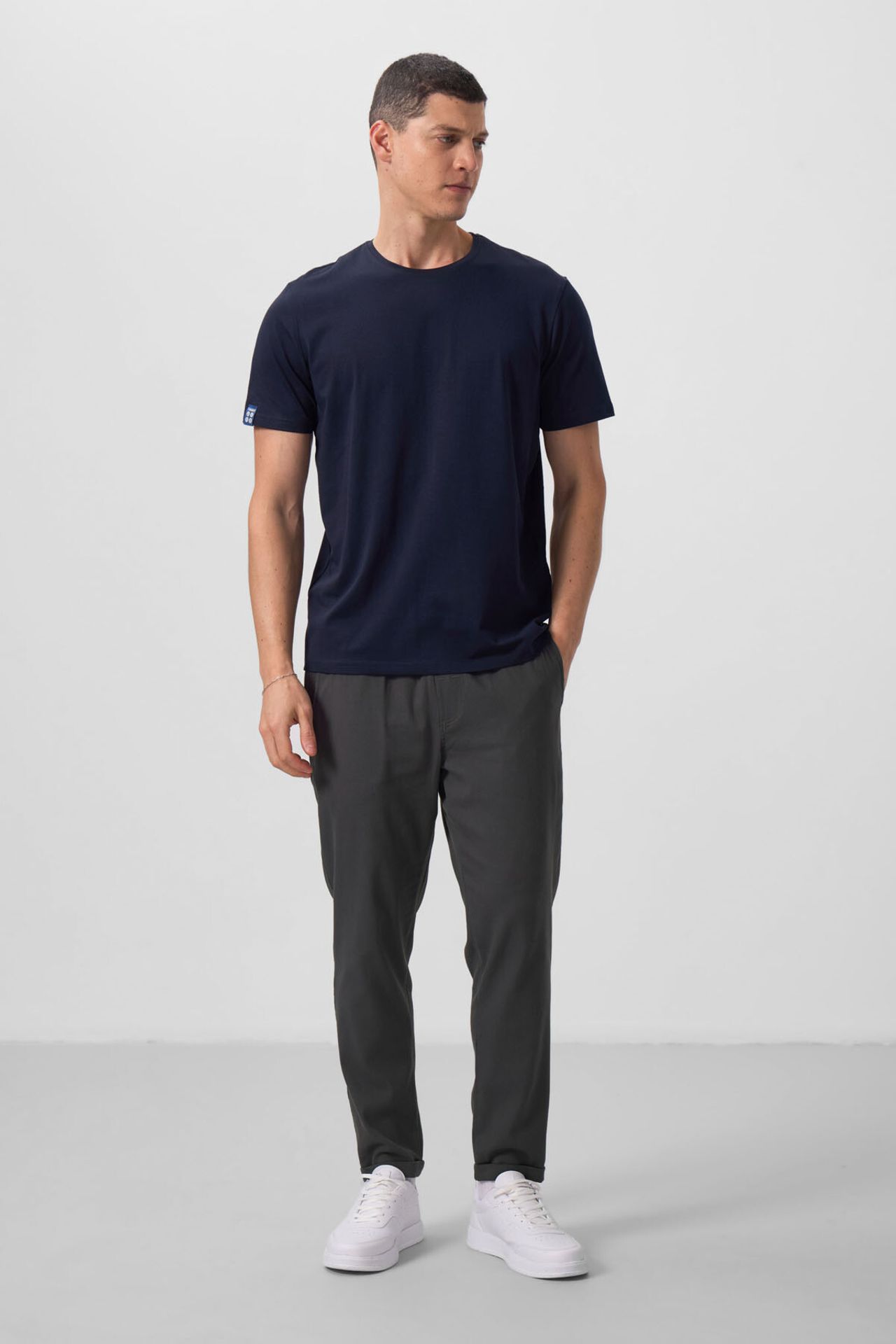 TOMMY Men's Cotton Elastane Crew Neck T-Shirt 3