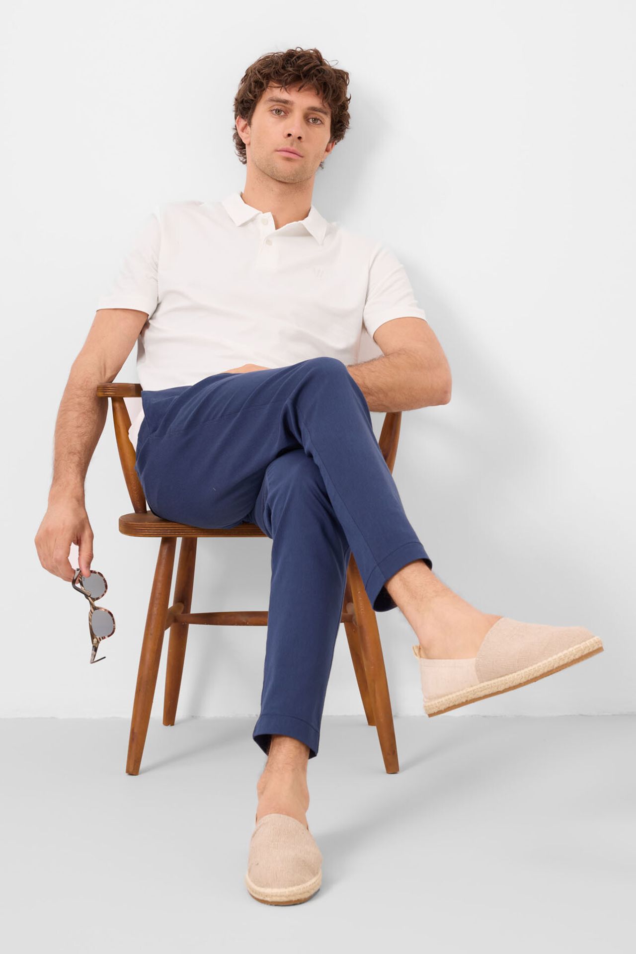 TOMMY Men's Straight-leg Gabardine Chinos 1