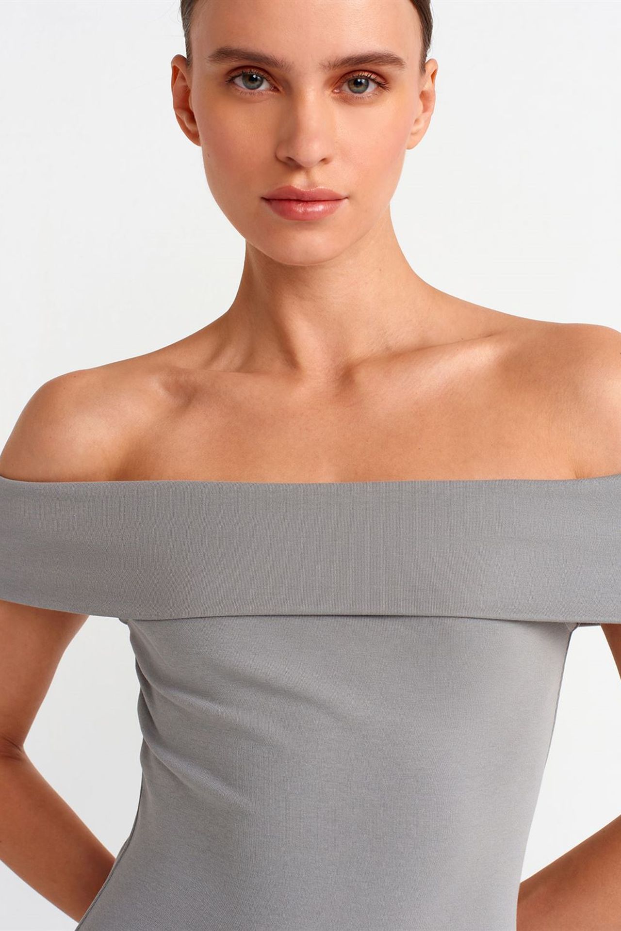 DILVIN Bodycon Mini Dress With Off-shoulder Neckline 4