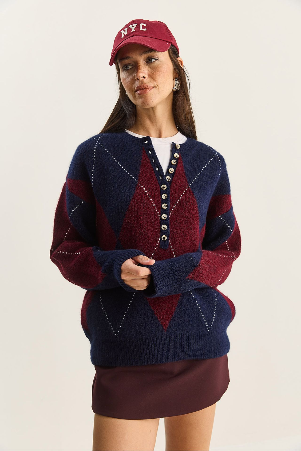 LUCCI Knit Crew Neck Sweater with Button Closure 5