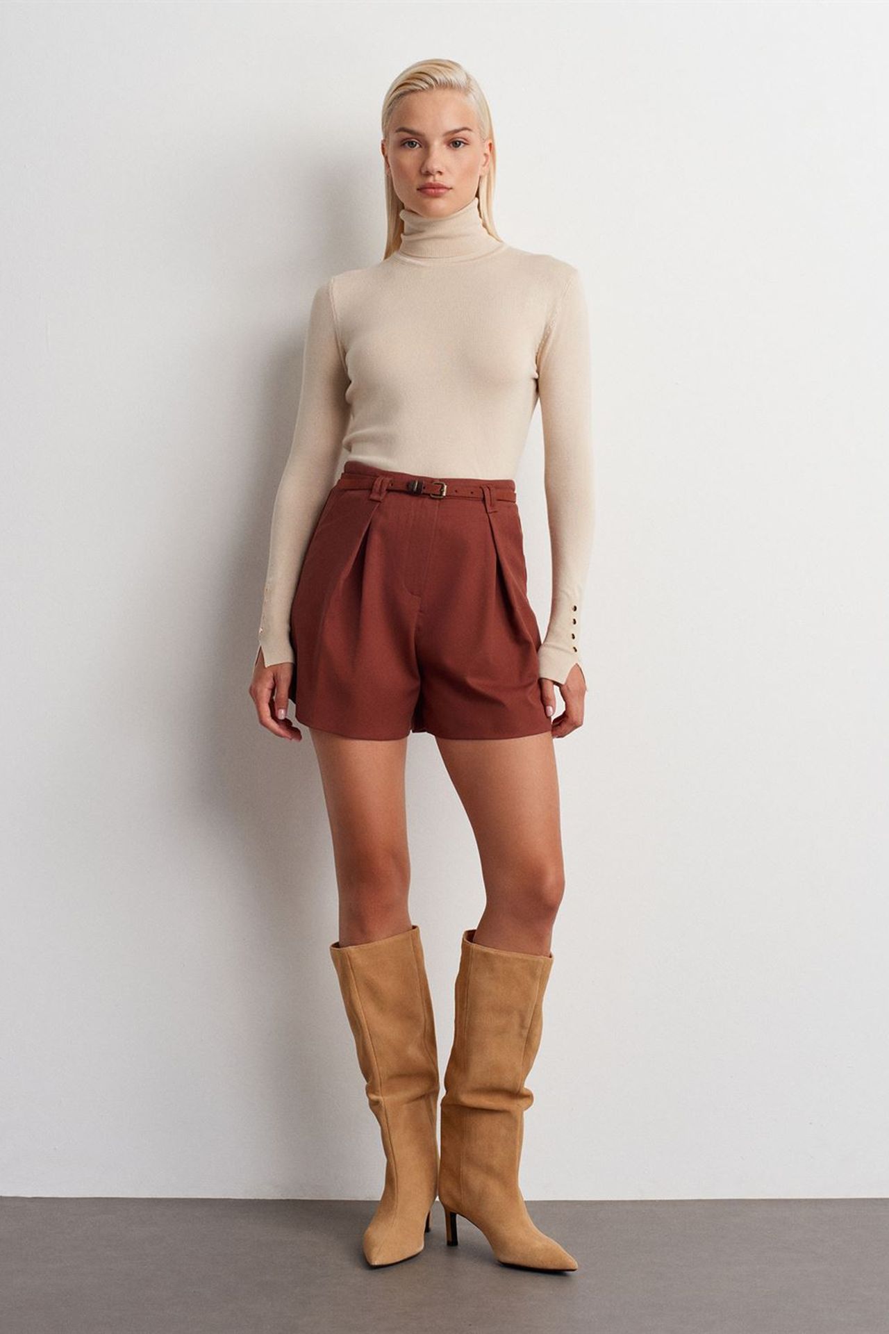 DILVIN High-Waist Belted Tailored Shorts 1