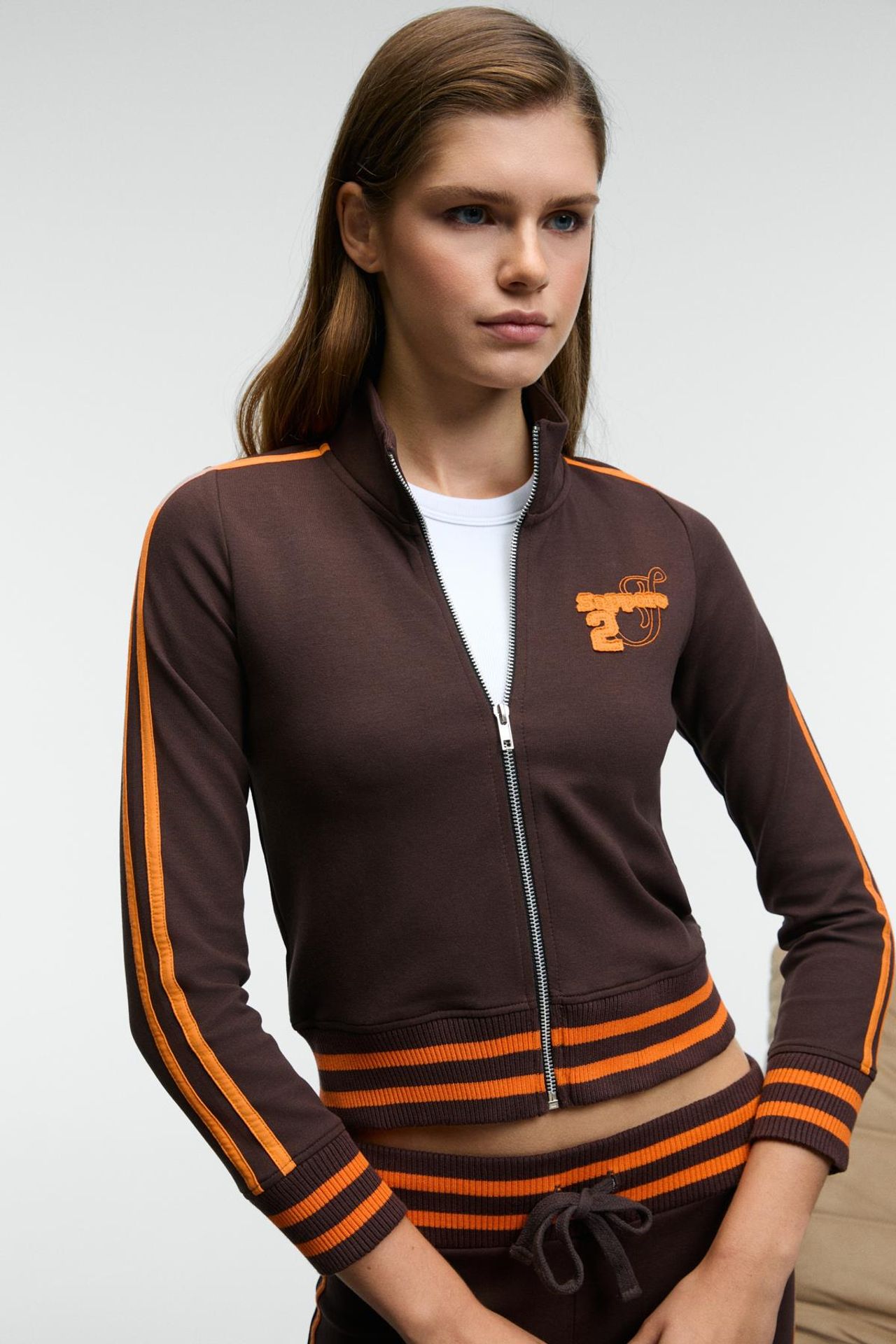 GRIMELANGE Crop Mandarin Collar Zipper Sweatshirt 4