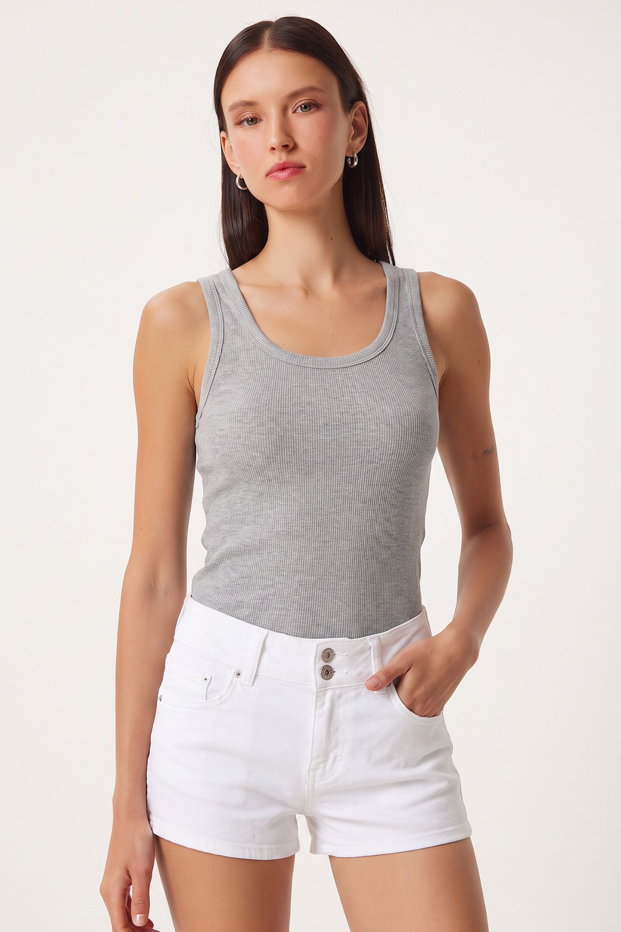 ISTANBUL Fitted Cotton U Collar Tank Top 1