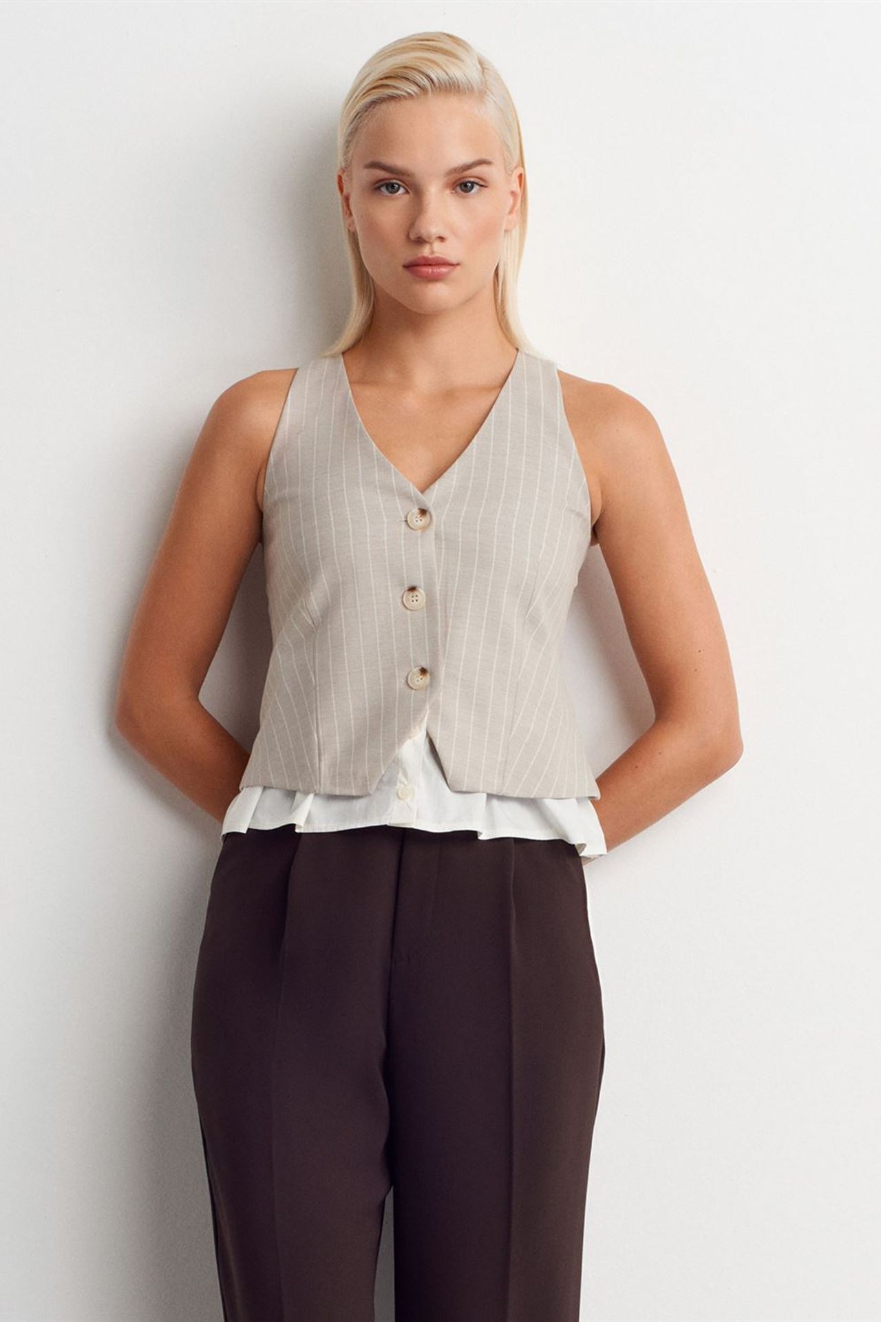 DILVIN Striped Crop Waistcoat 1