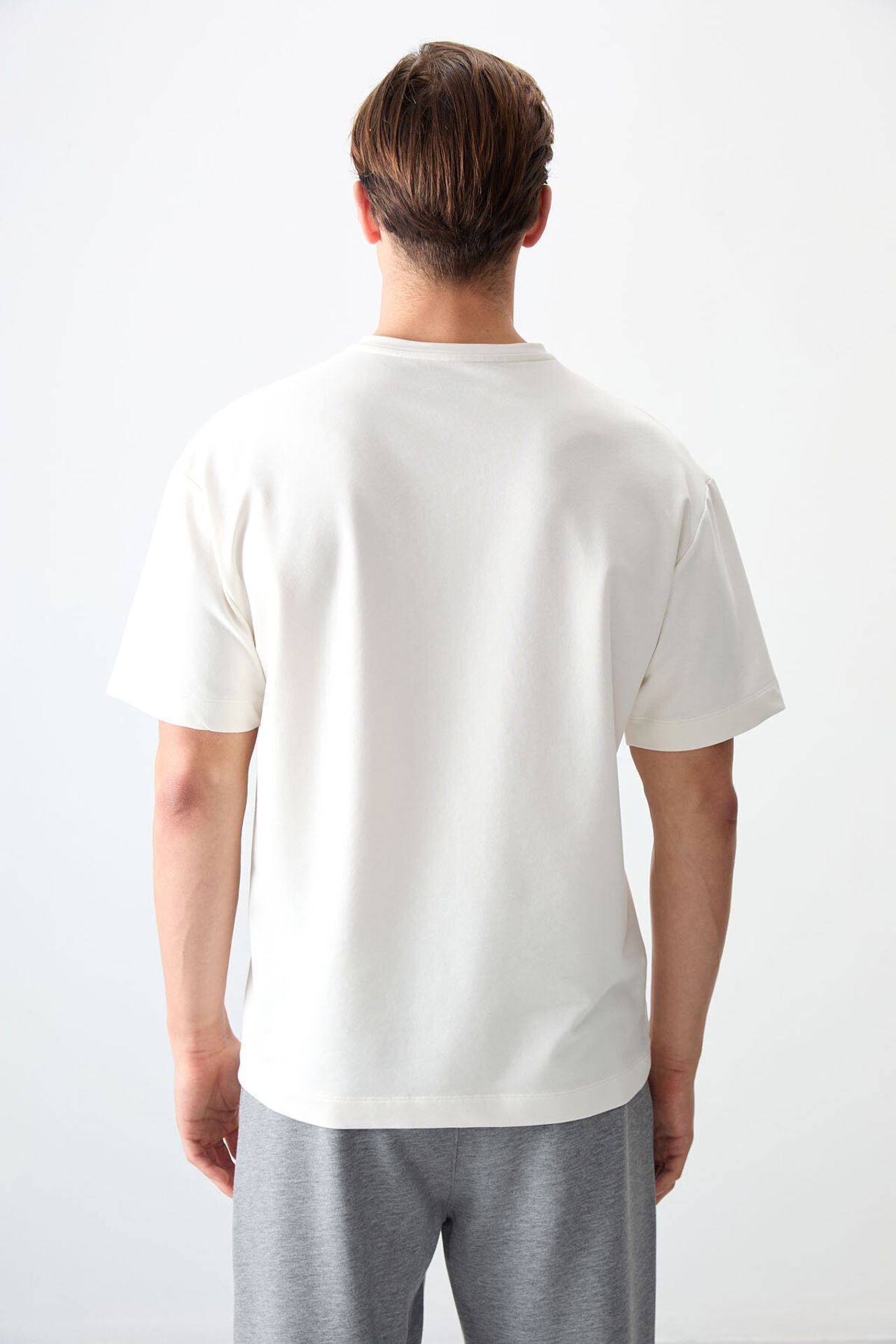 TOMMY Oversized Cotton Blend Crew Neck T-Shirt 6