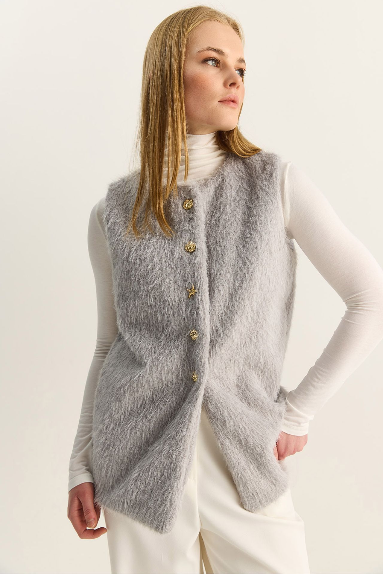 LUCCI Plush Waistcoat with Button Closure 4