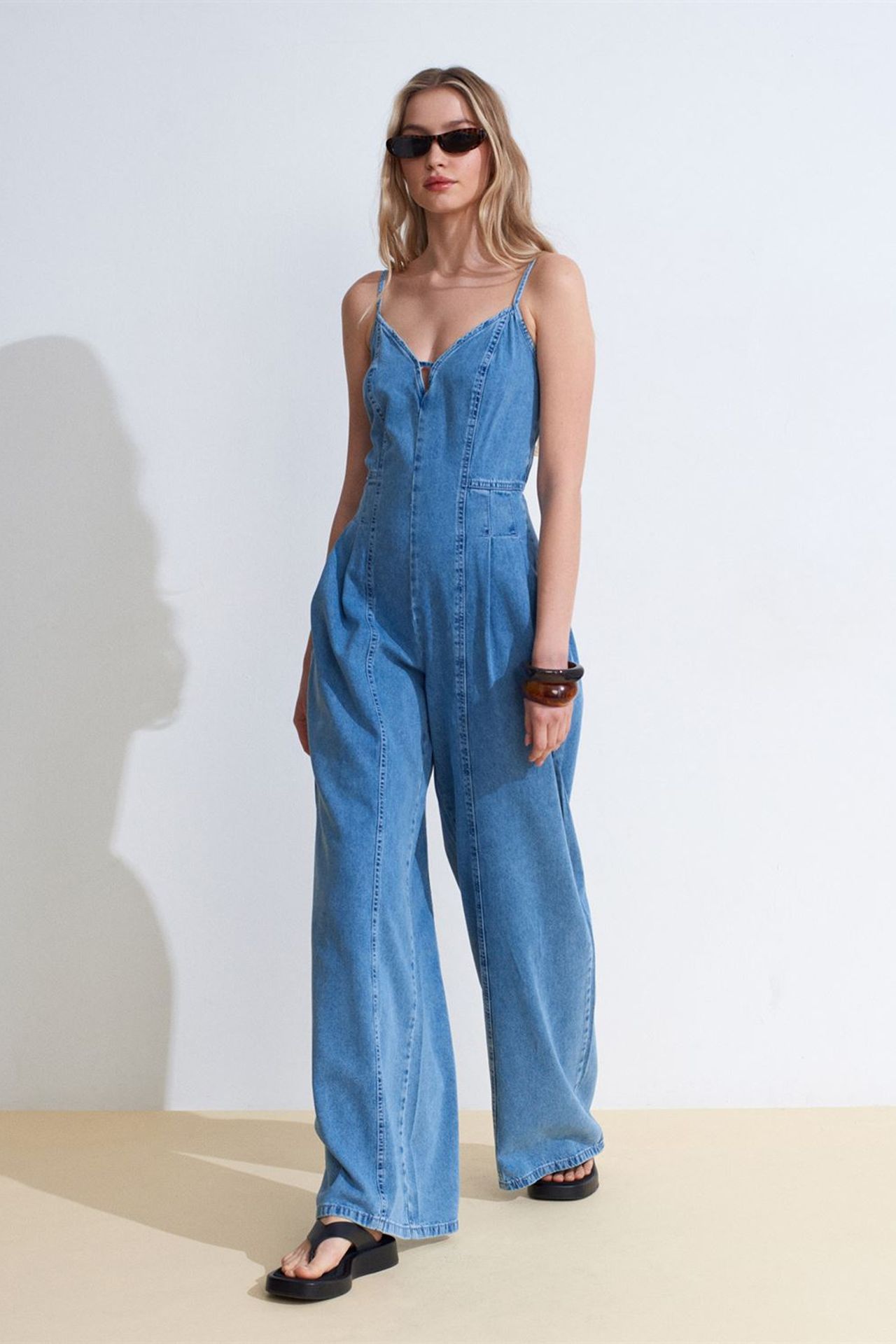 DILVIN Wide-Leg Denim Jumpsuit 4