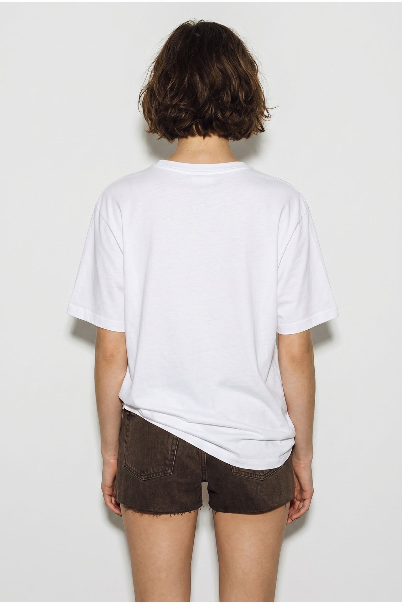 LUCCI Oversized V-neck Printed T-shirt 5