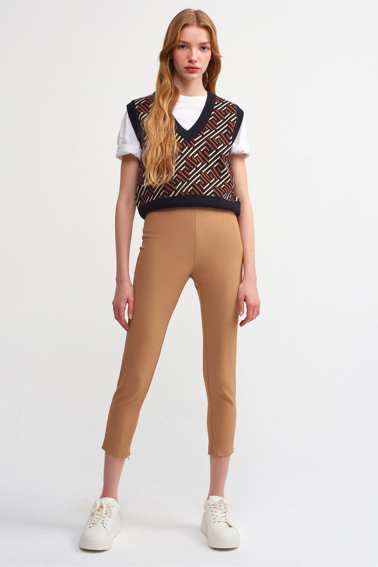 DILVIN High-Waist Capri Leggings