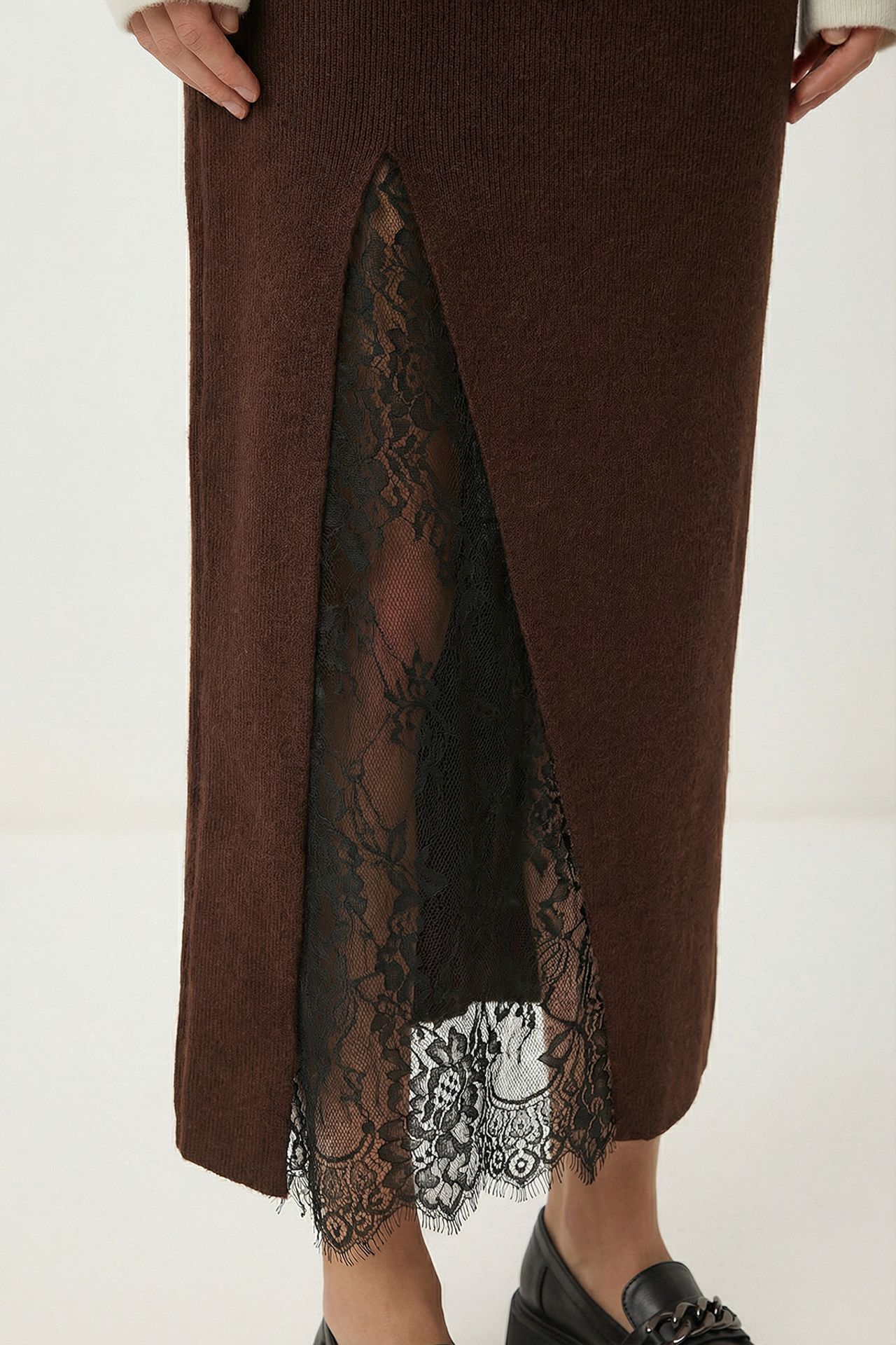 ISTANBUL High Waist Lace Maxi Skirt 5