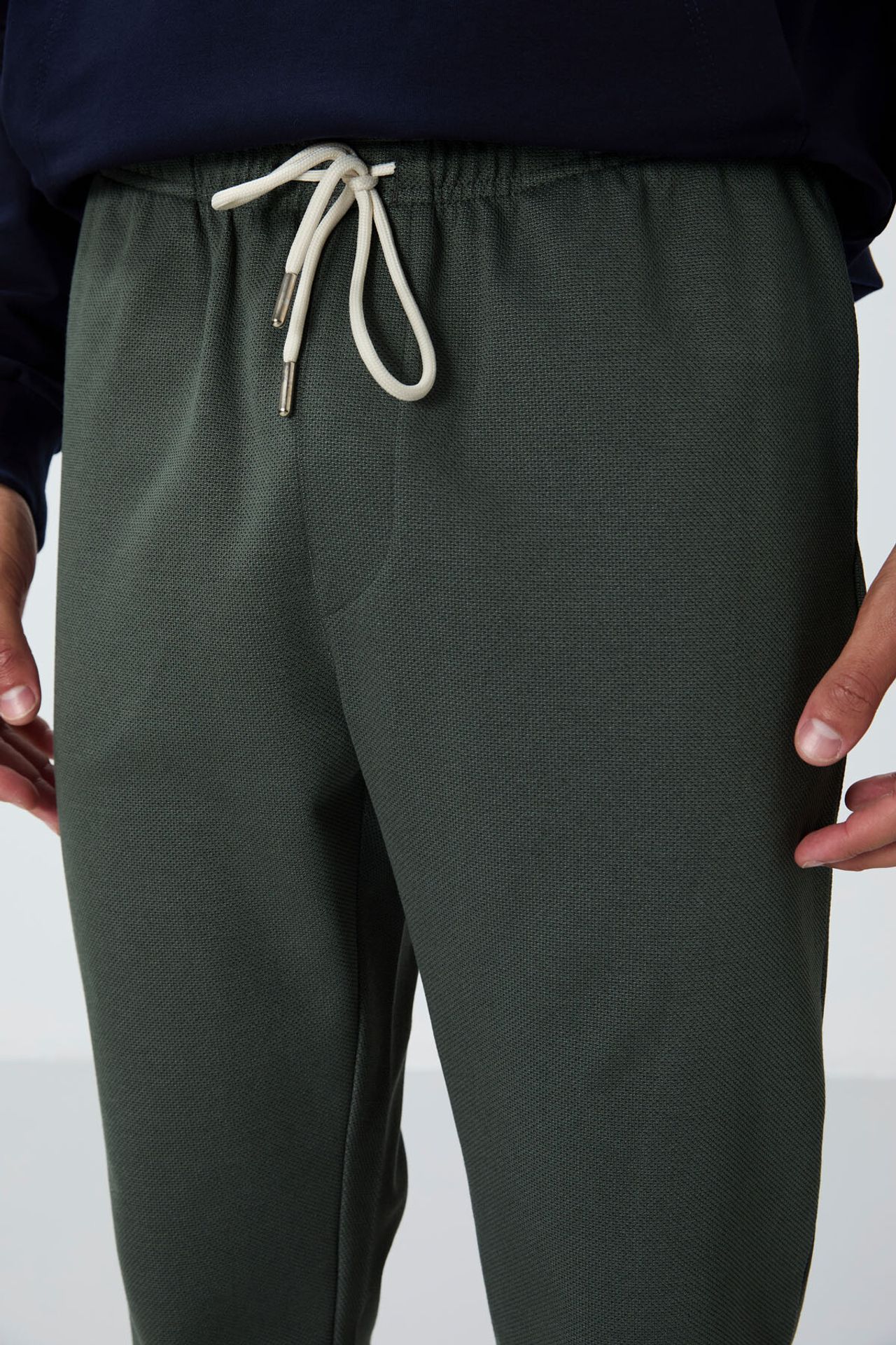 TOMMY Men's Regular Fit Fleece Sweatpants 3