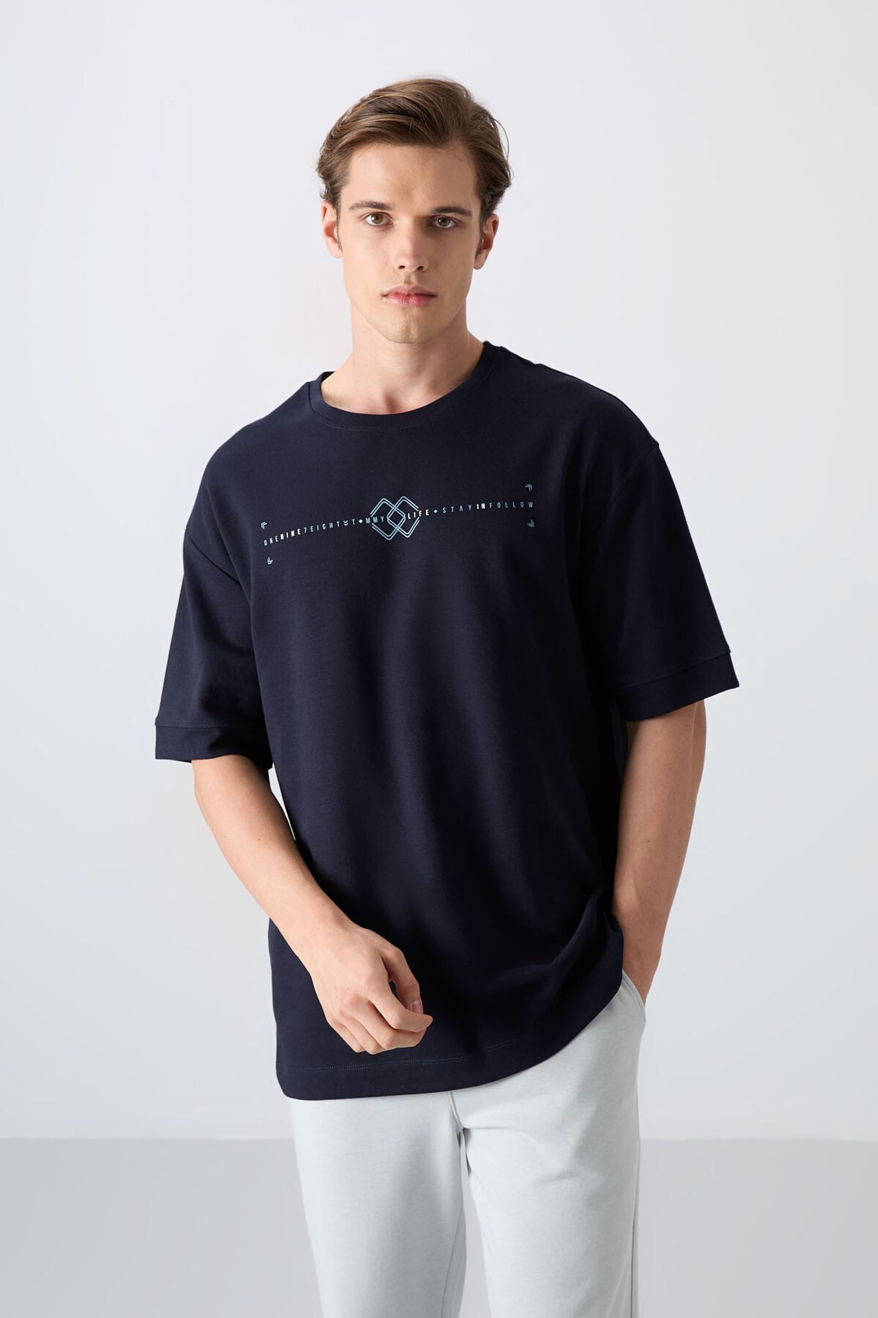 TOMMY Oversized Printed Crew Neck T-Shirt 4