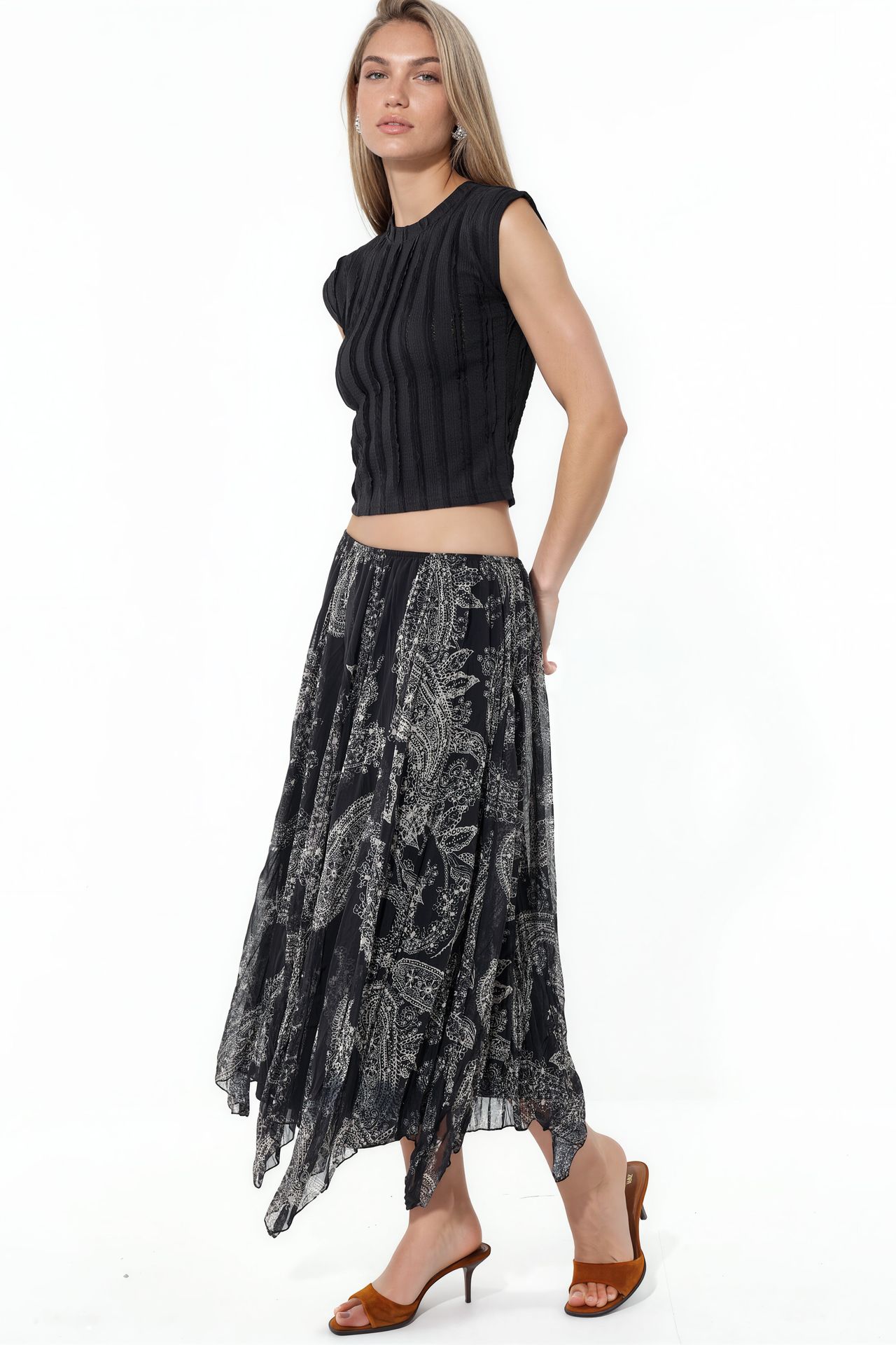 BDART High Waist A-Line Midi Skirt in Paisley Print 2