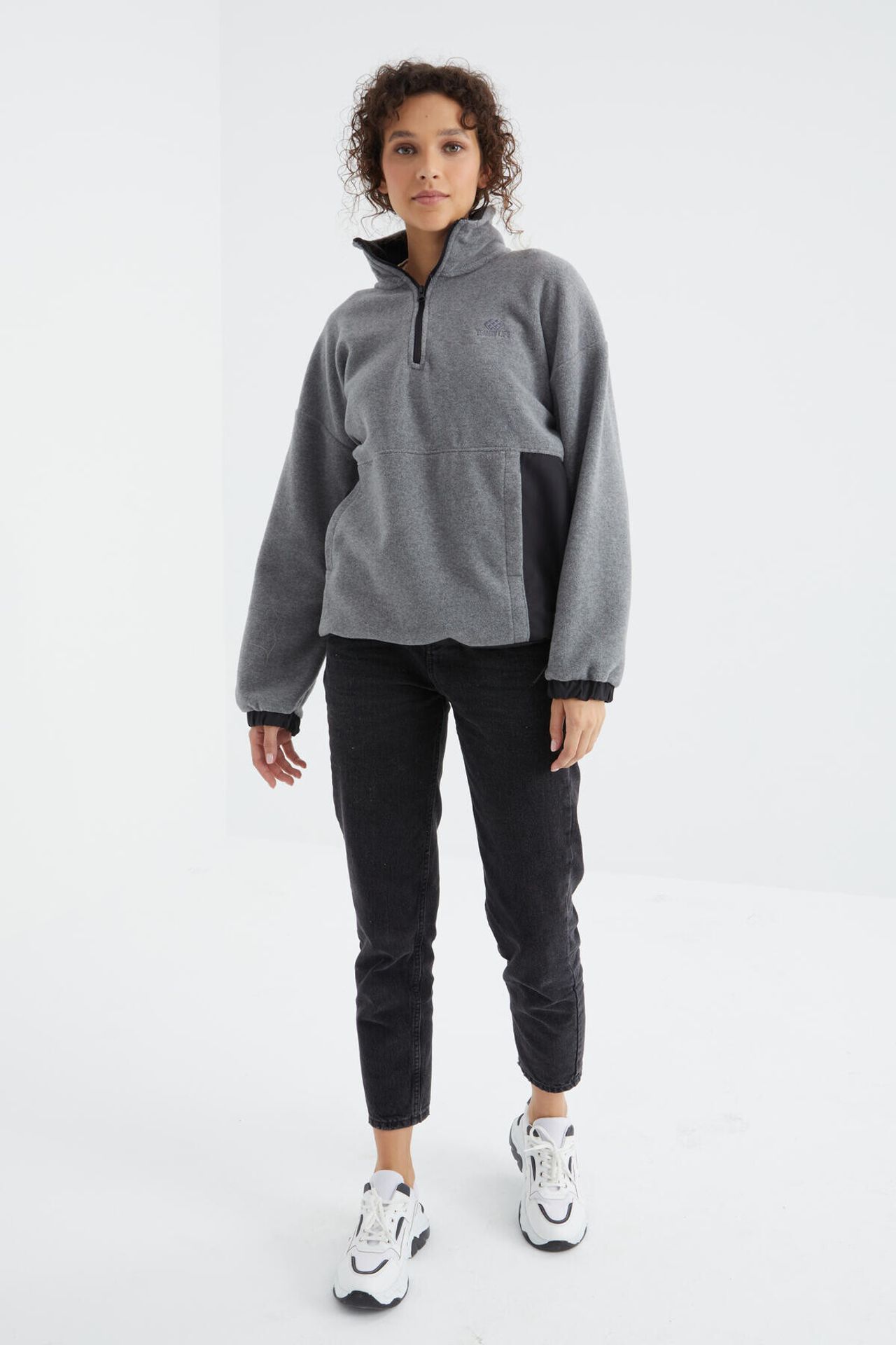 TOMMY Oversized Half-zip Plush Sweatshirt 4