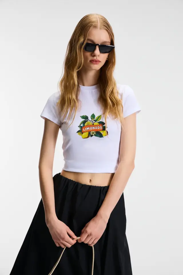 GRIMELANGE Printed Crop Crew Neck T-Shirt