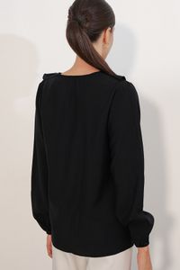 black-image-5