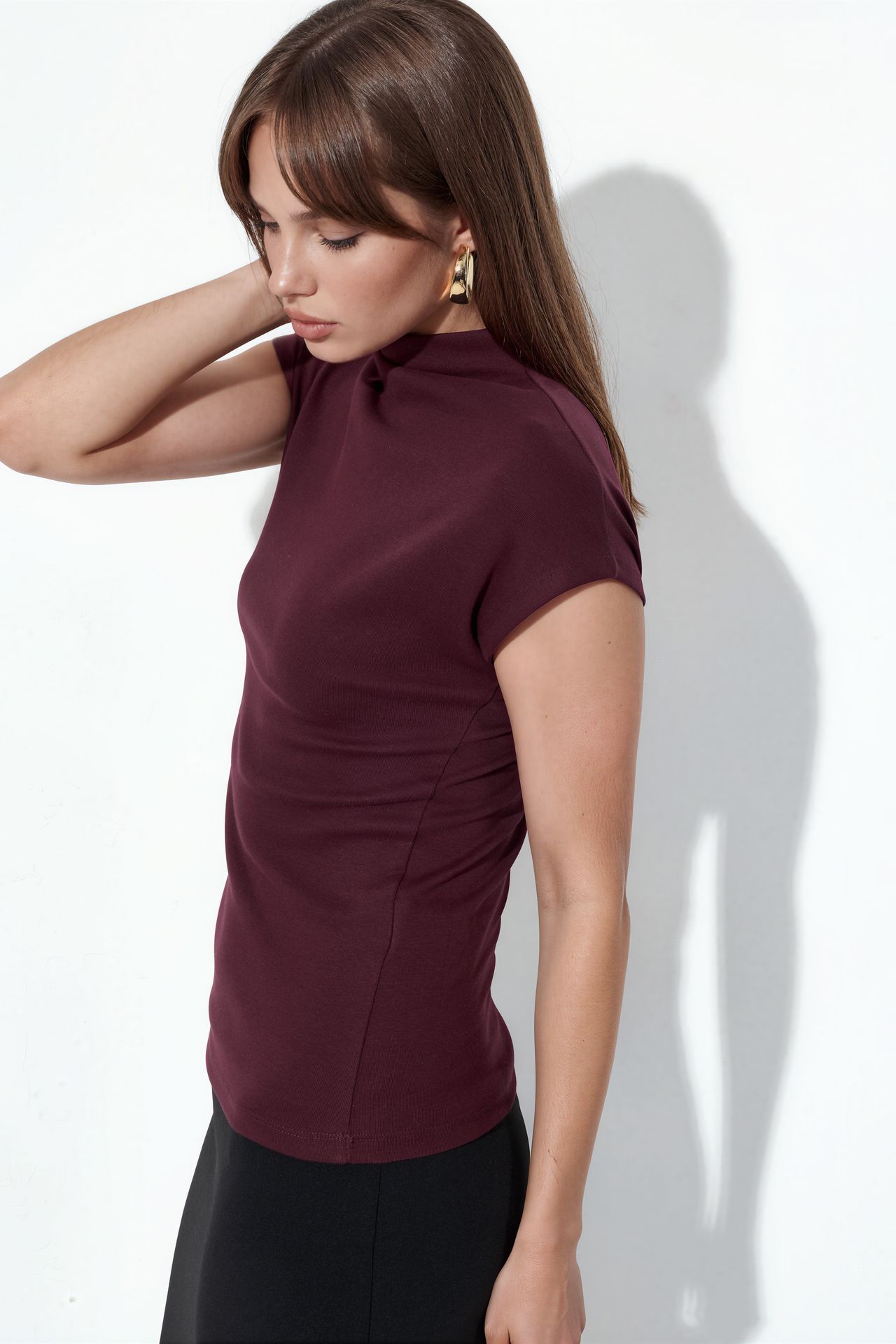 Fitted Mock Neck Cap Sleeve Knitted Blouse 2