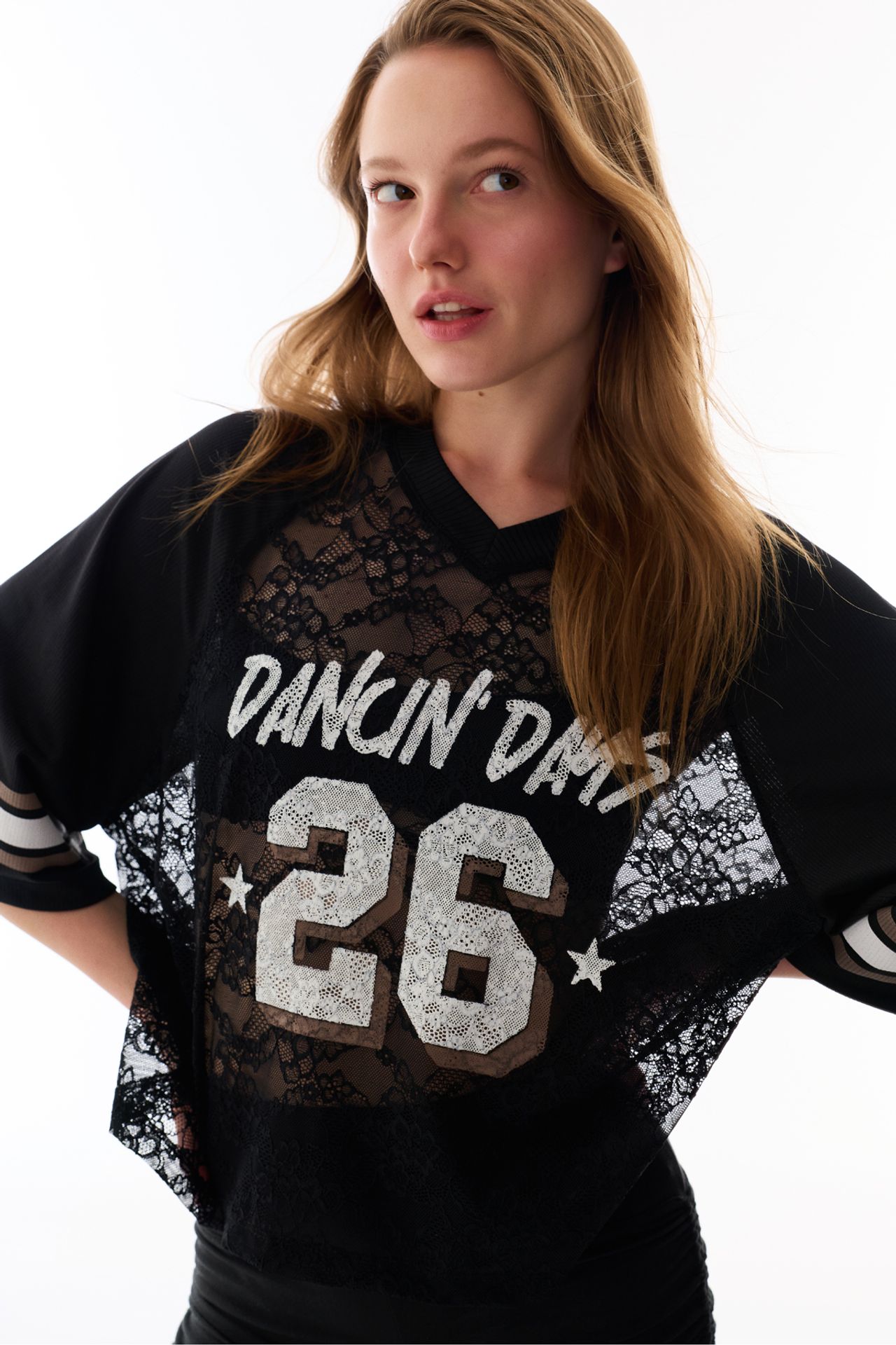 PENTI Lace Detail Crew Neck Bodysuit Top 3