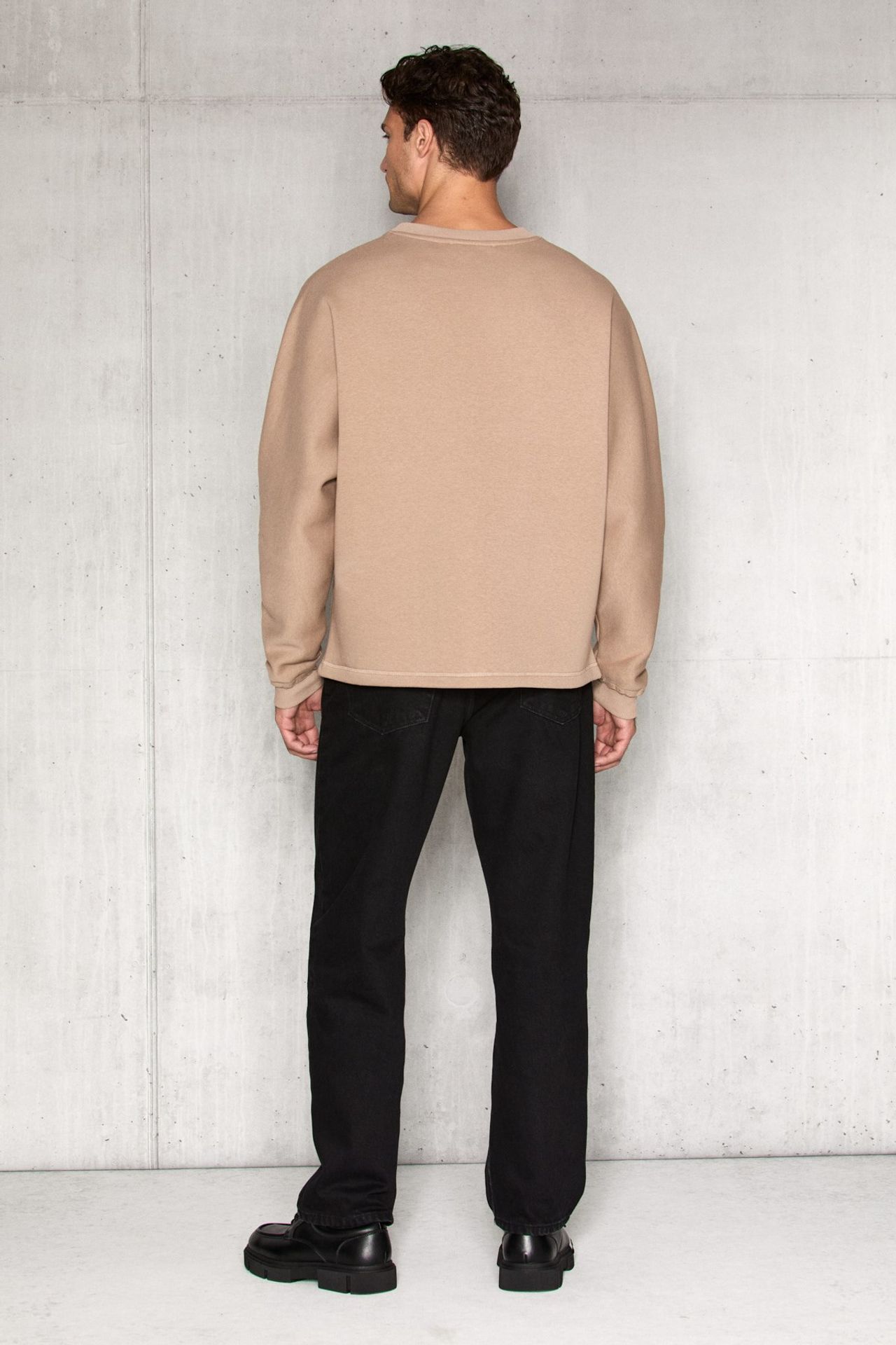 GRIMELANGE Relaxed Crew Neck Sweatshirt 6