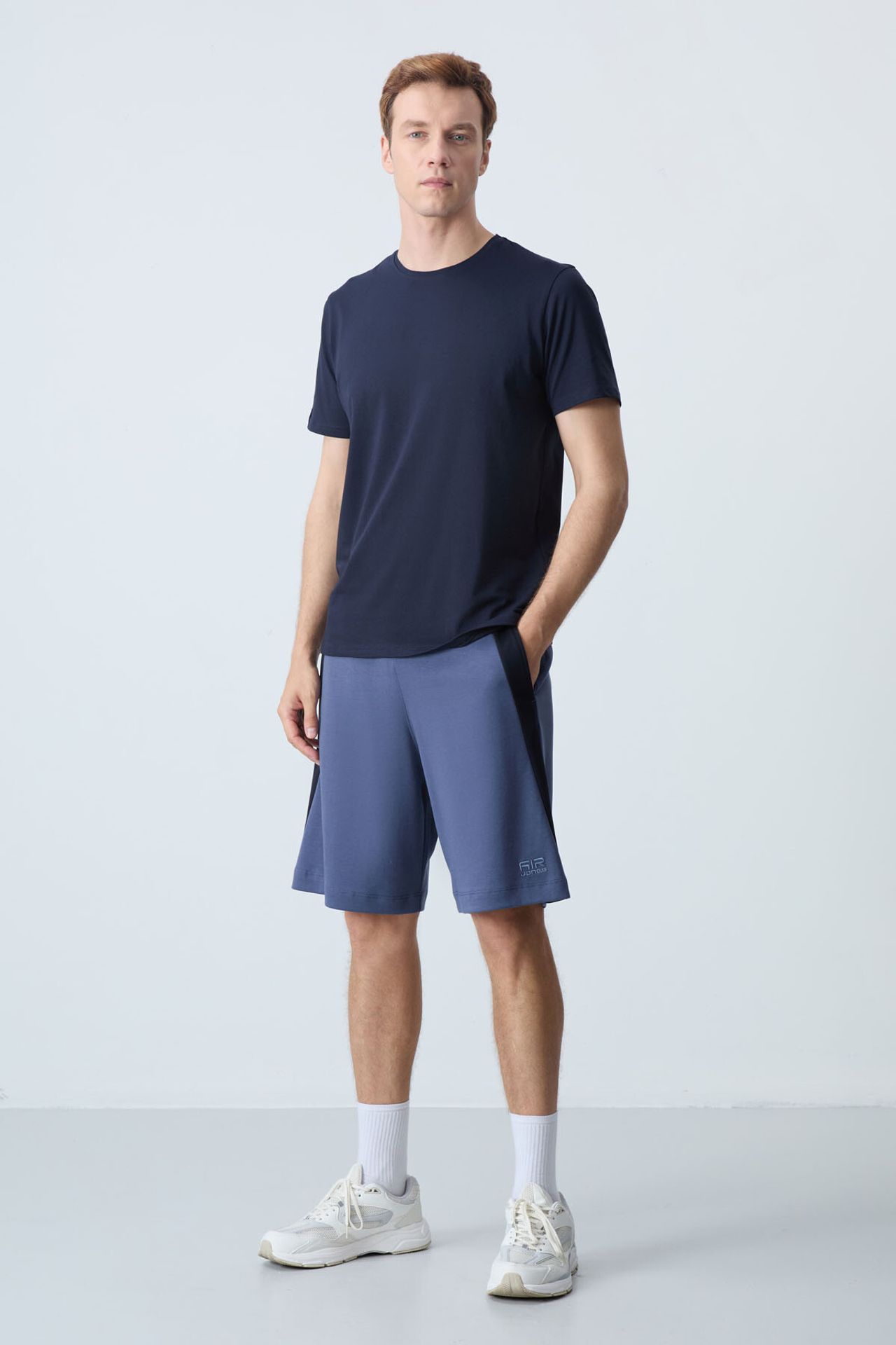 TOMMY Men's Cotton Blend Sweat Shorts 5