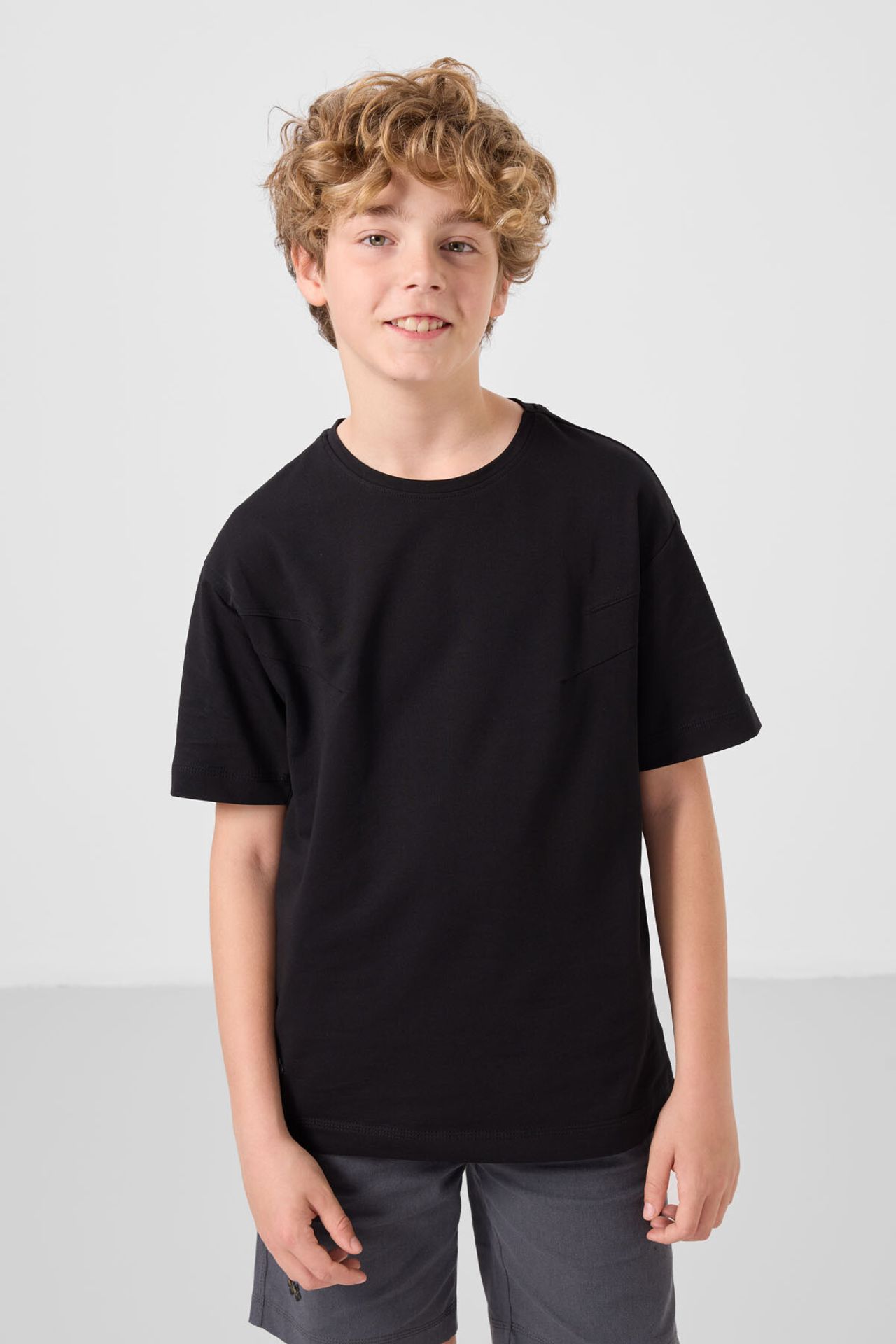 TOMMY Youth Two-Piece Coord Set 5