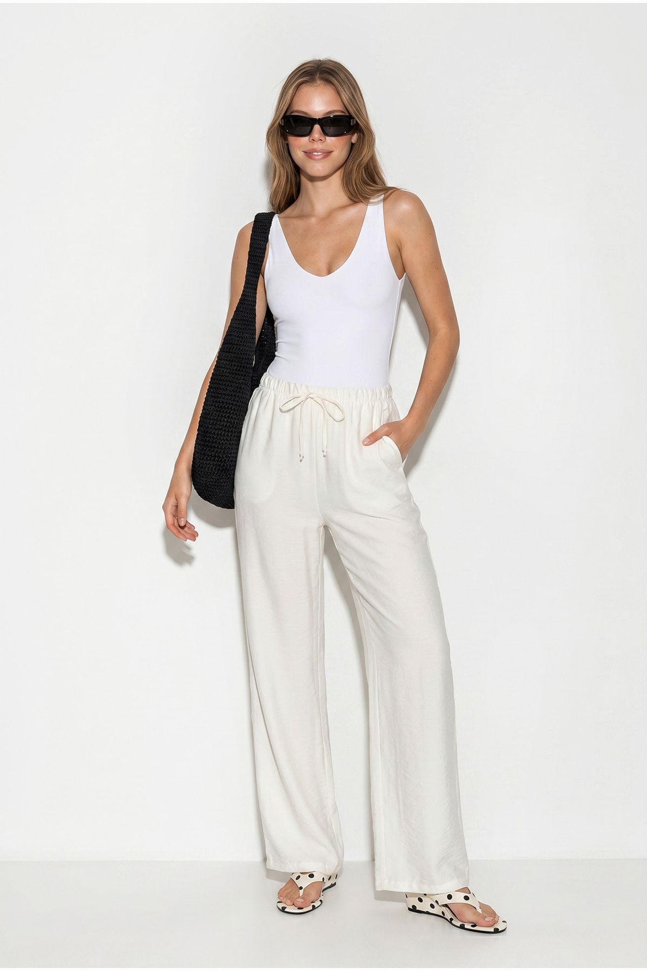 LUCCI Women’s Wide-Leg Crepe Trousers 2