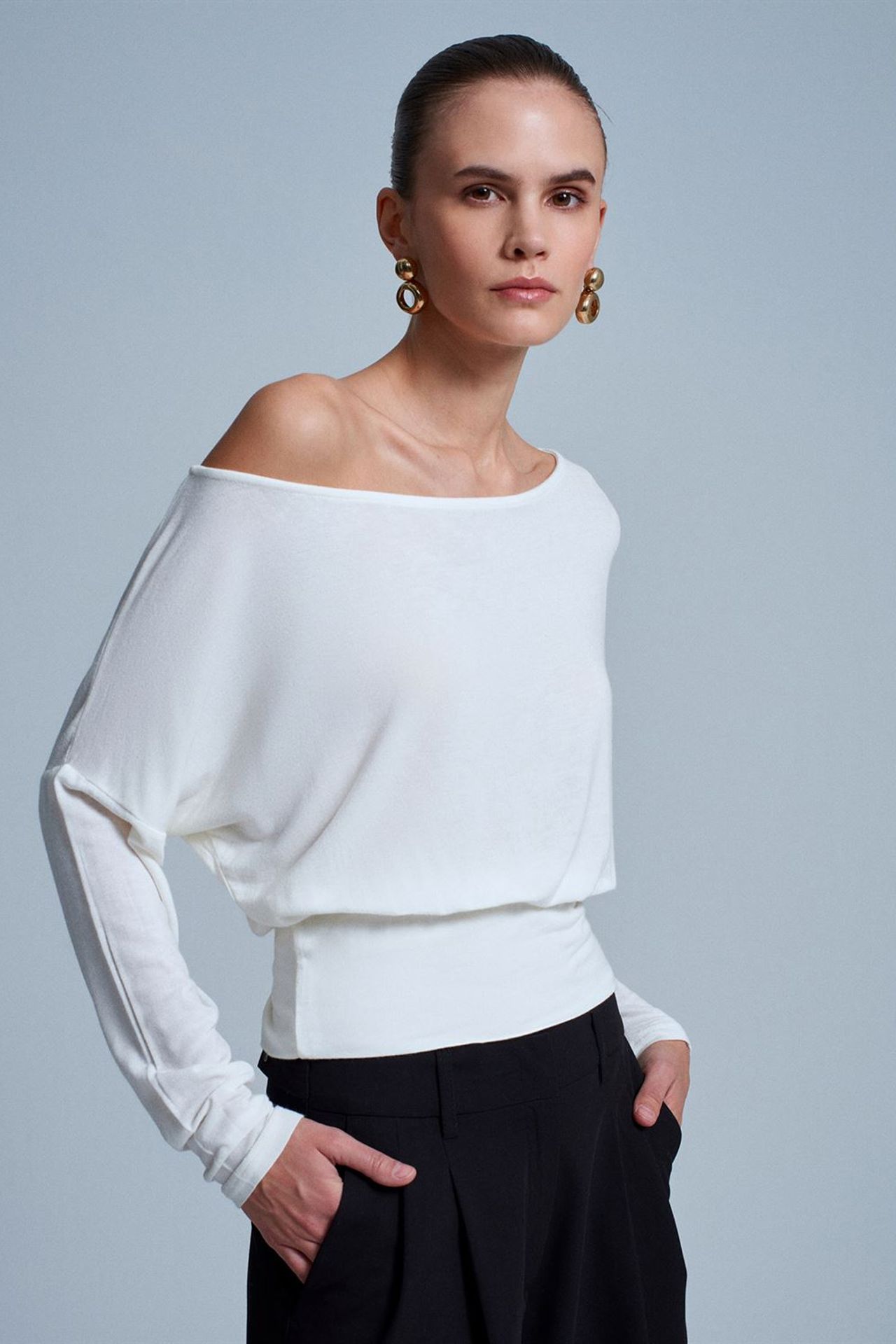 DILVIN Women's Relaxed Boat Neck Long Sleeve Blouse 3