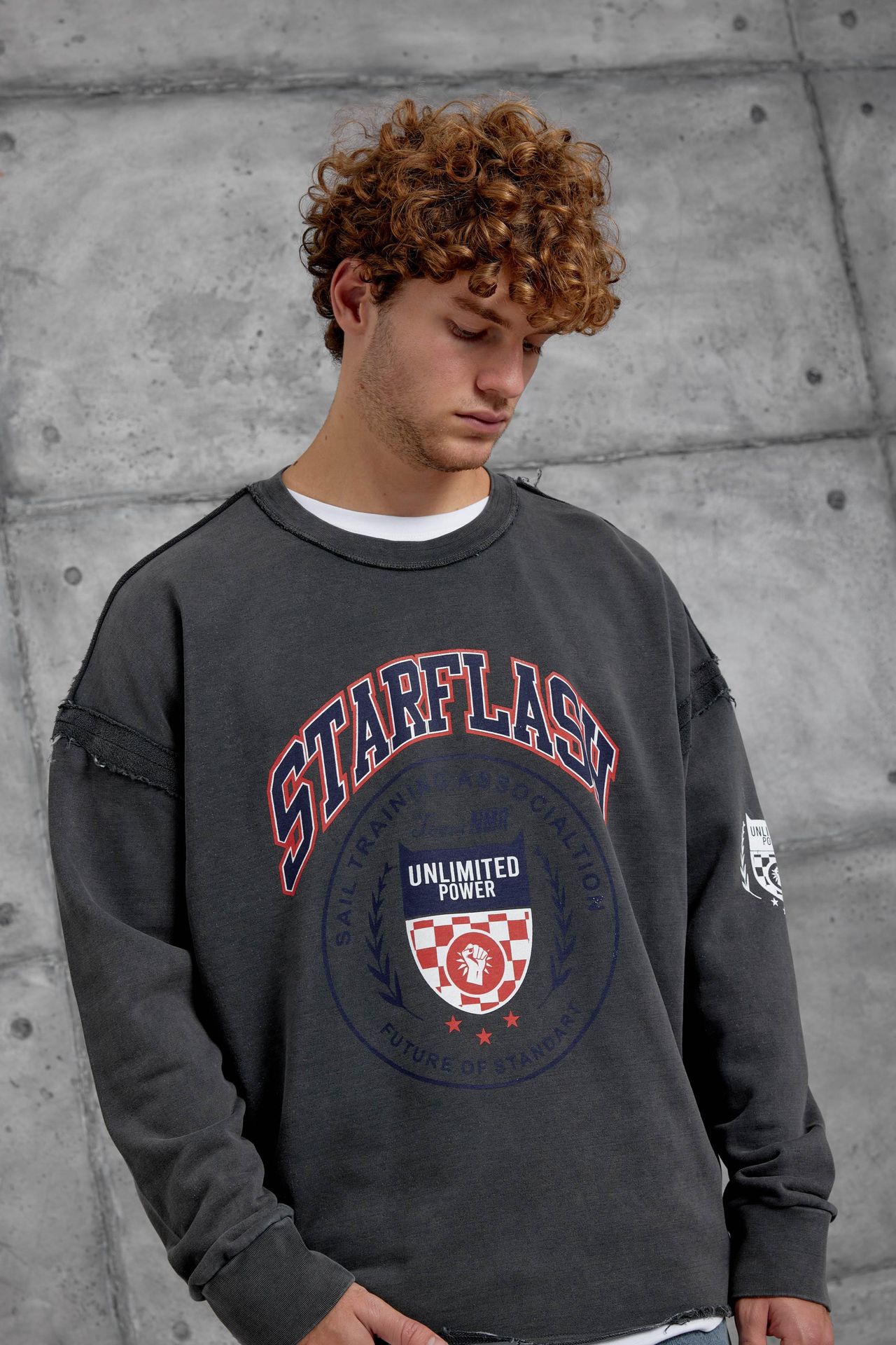 NOMARC Düz Kesim Bisiklet Yaka Sweatshirt 5