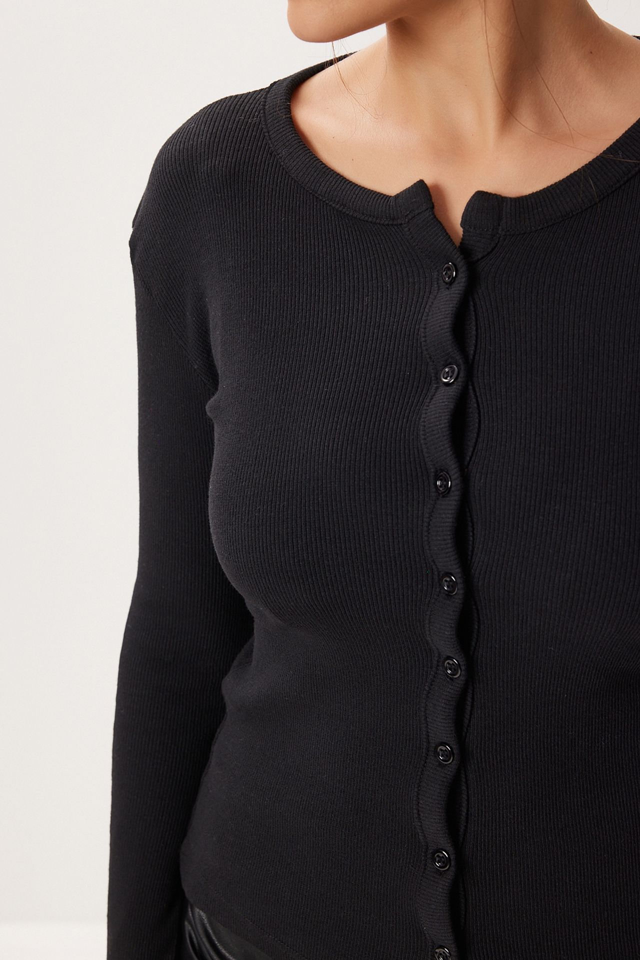 ISTANBUL Slim Fit Ribbed Knit Cardigan 4