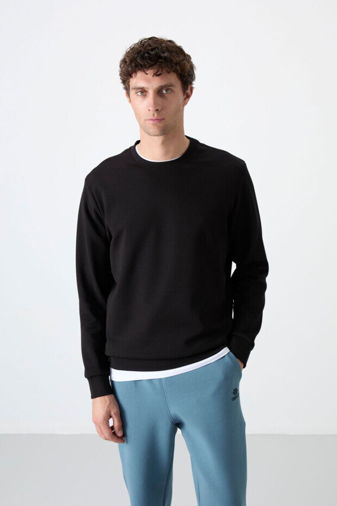 TOMMY Men's Plain Crew Neck Sweatshirt 4