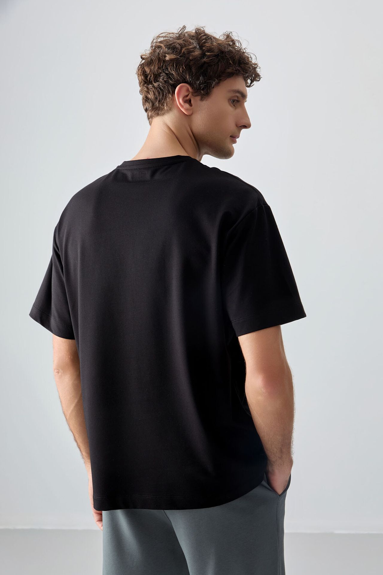 TOMMY Oversized Printed Cotton Jersey T-Shirt 5