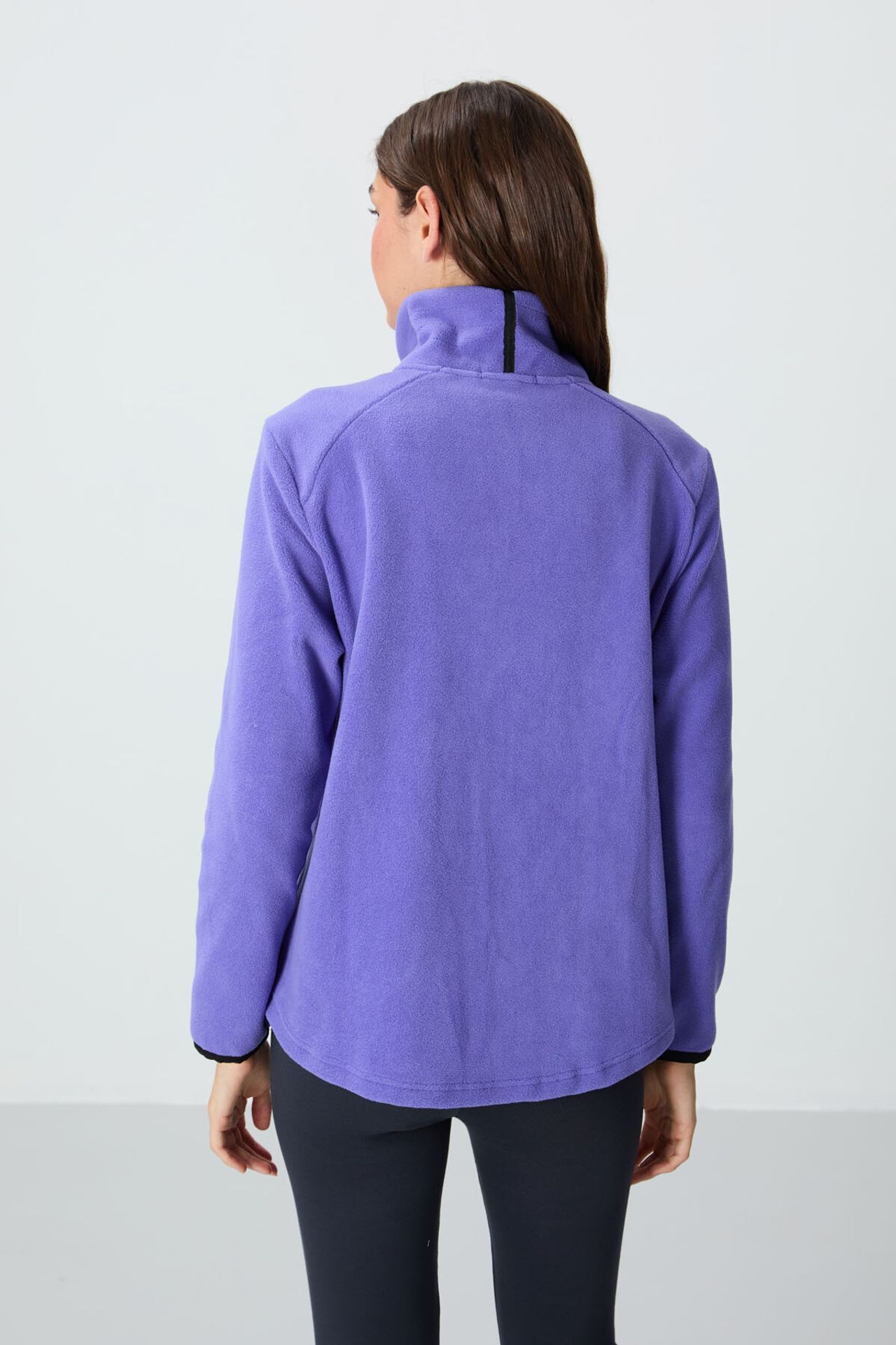 TOMMY Women's Plush Zip-Front Sweatshirt 5