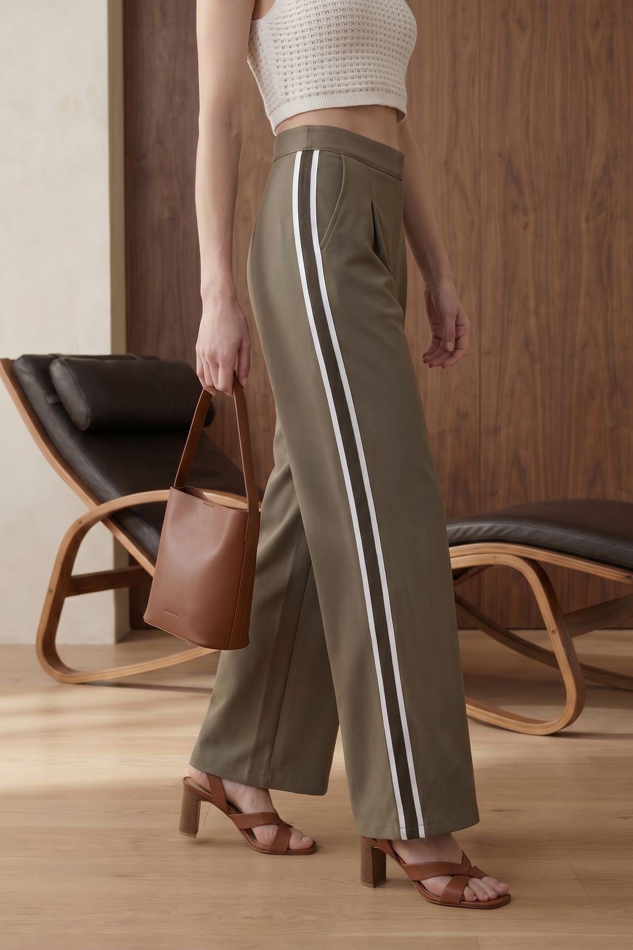 MY FASHION High-Waist Pleated Wide-Leg Trousers 3