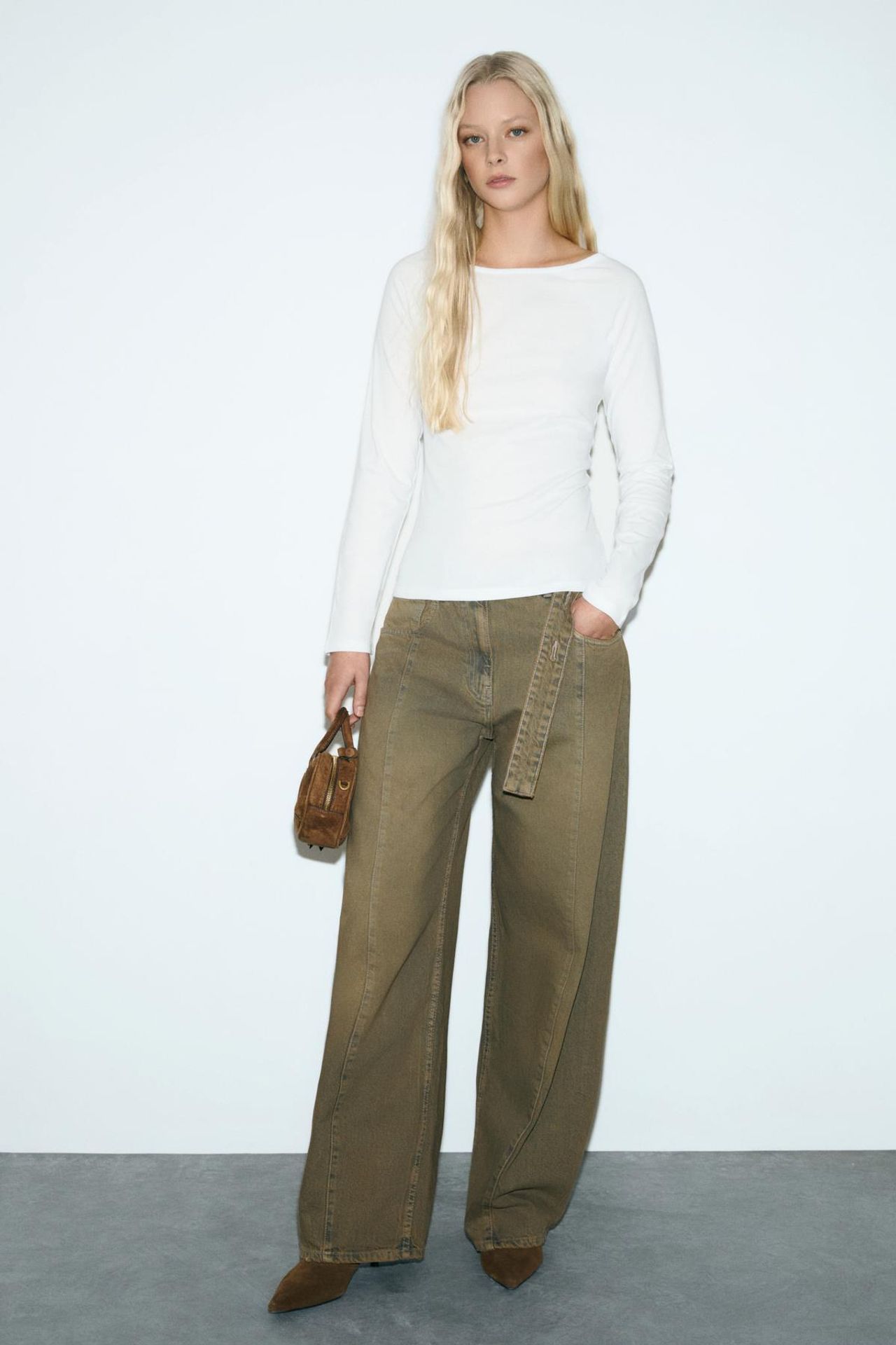 GRIMELANGE Slim Fit Boat Neck Blouse 4