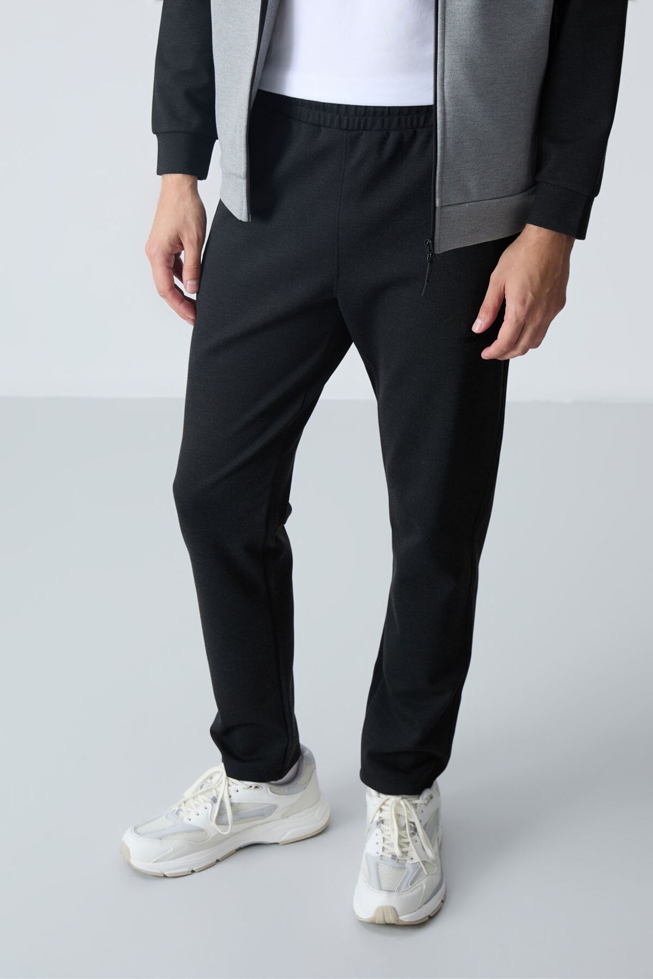 TOMMY Men's Color-blocked Knit Active Set 5