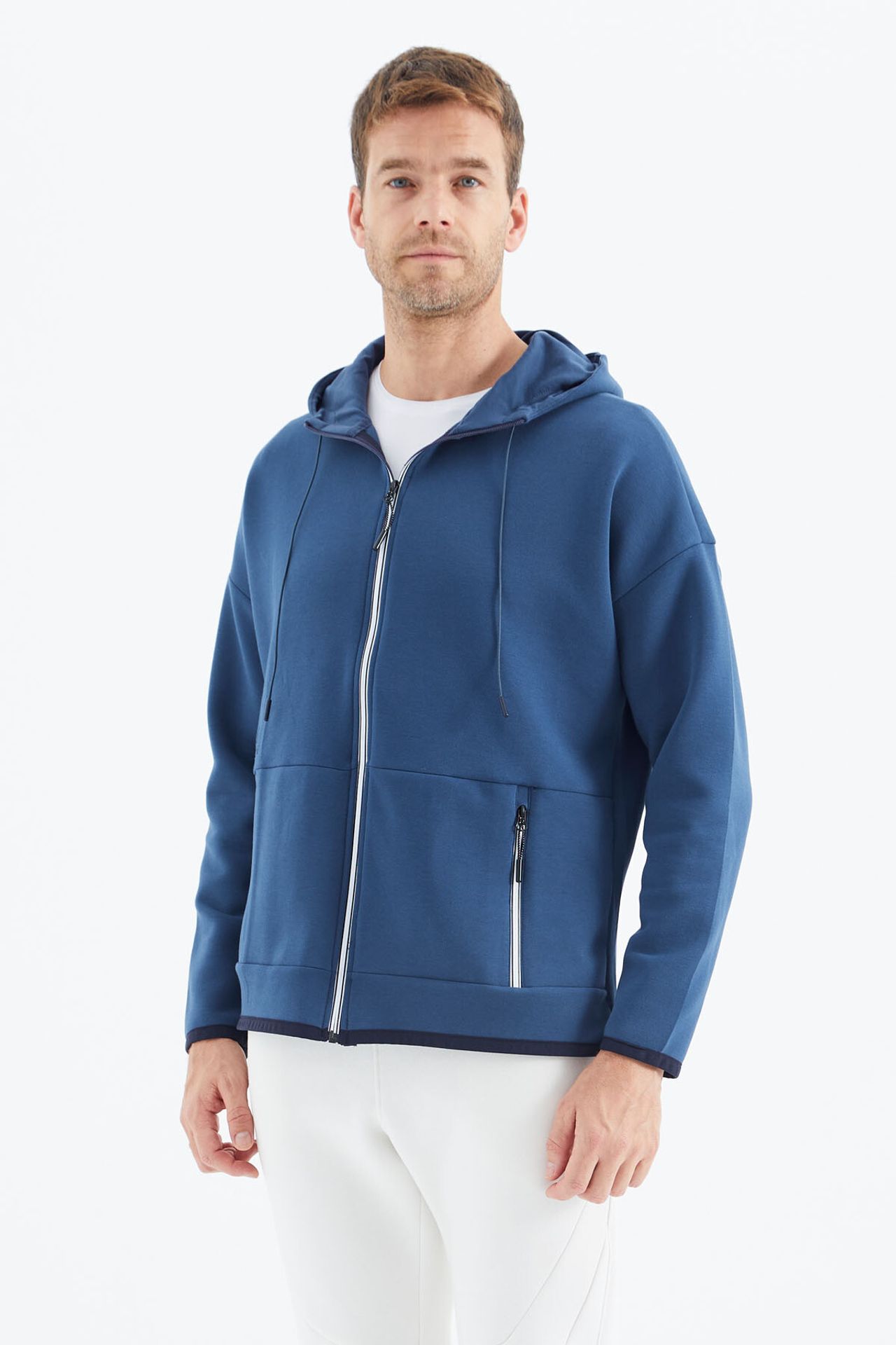 TOMMY Men’s Three-Piece Coord Set 5