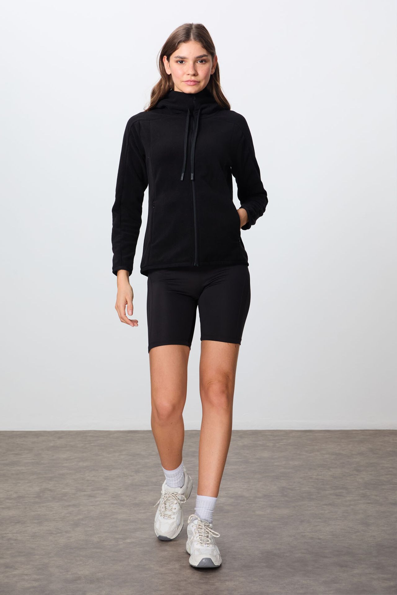 TOMMY Women's Plush Zip-up Hooded Sweatshirt 2