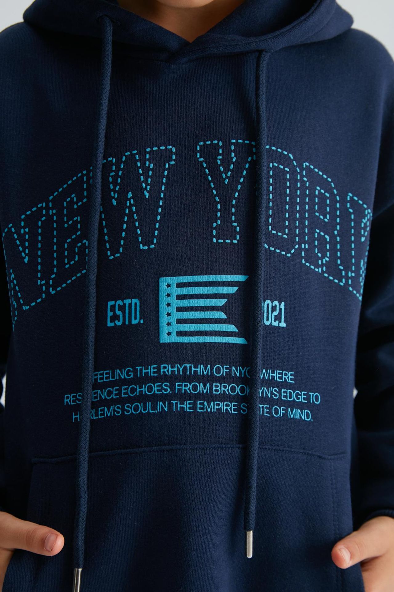 GRIMELANGE Hooded Text Print Pocket Sweatshirt 4