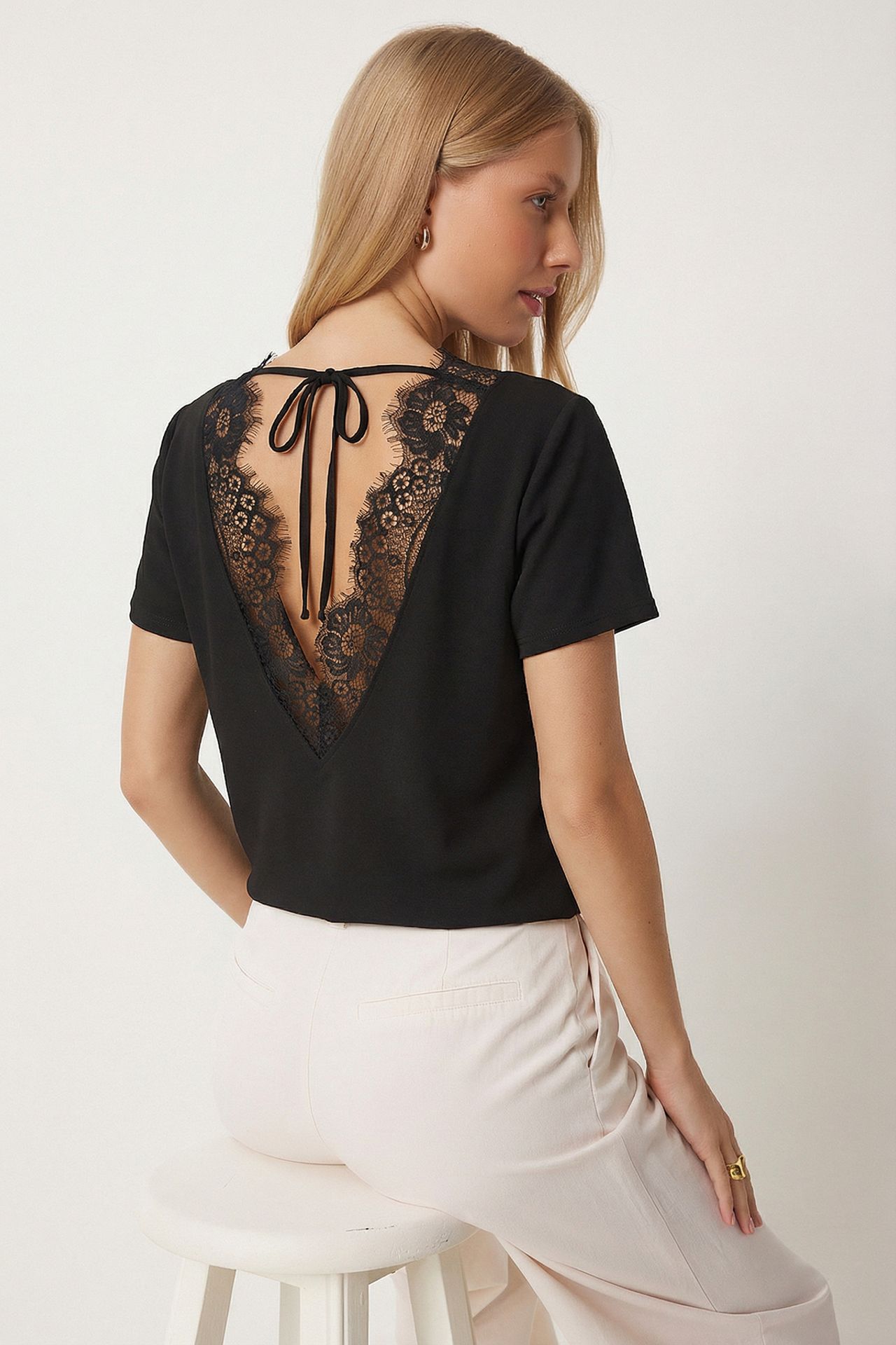 ISTANBUL Lace Tie Closure Blouse 5