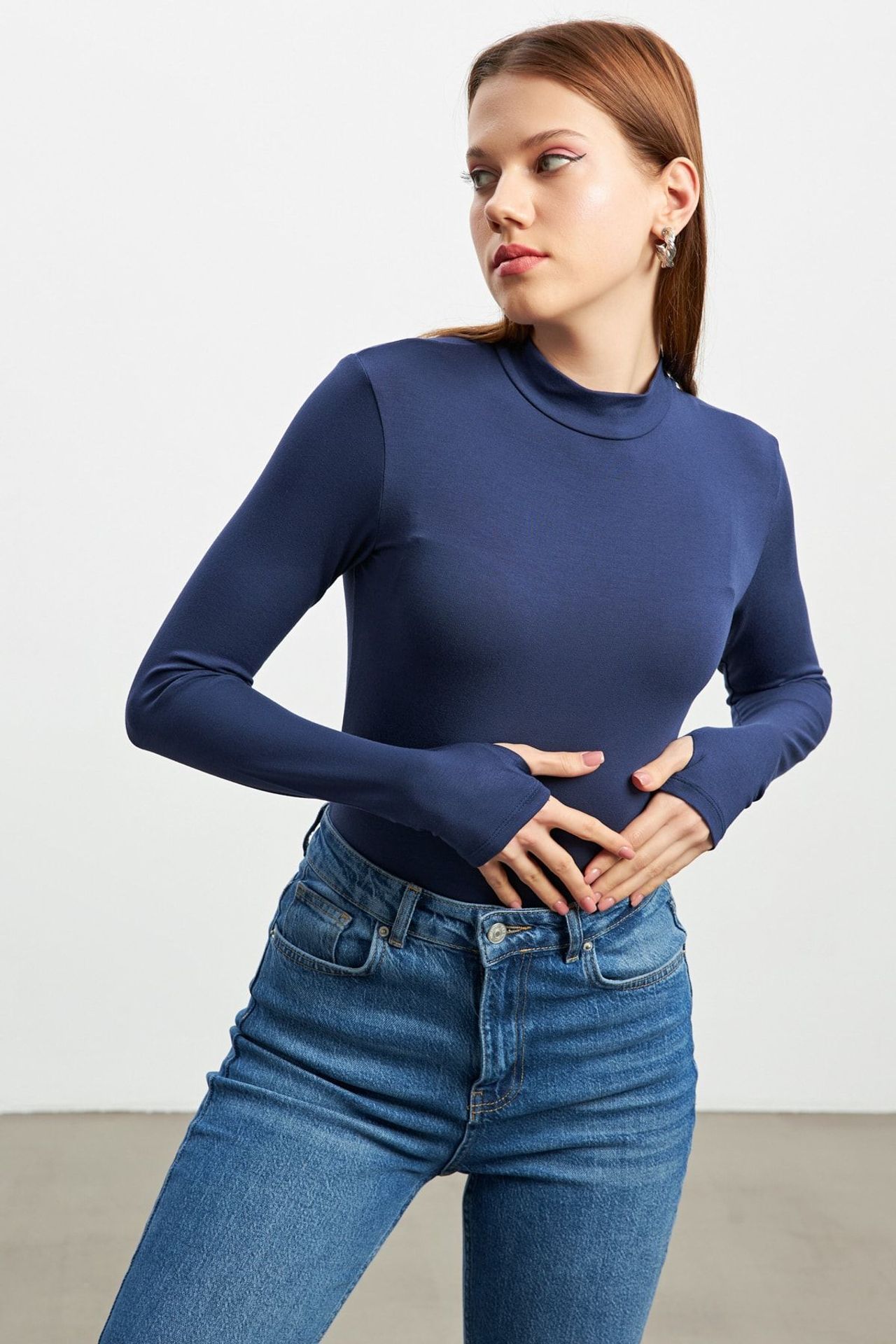 BIPANTOLON Kadın Dar Kalıp Yarım Balıkçı Yaka Body 4