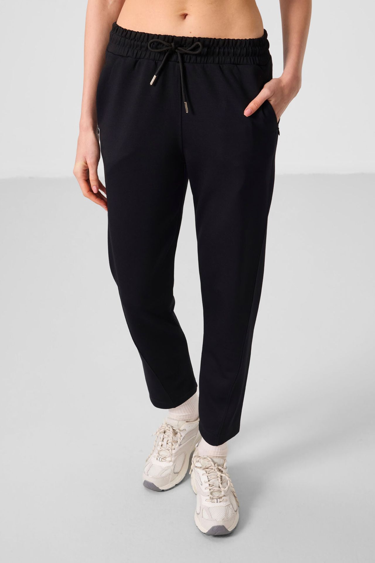 TOMMY Women’s Jogger Pants with Zipper 2