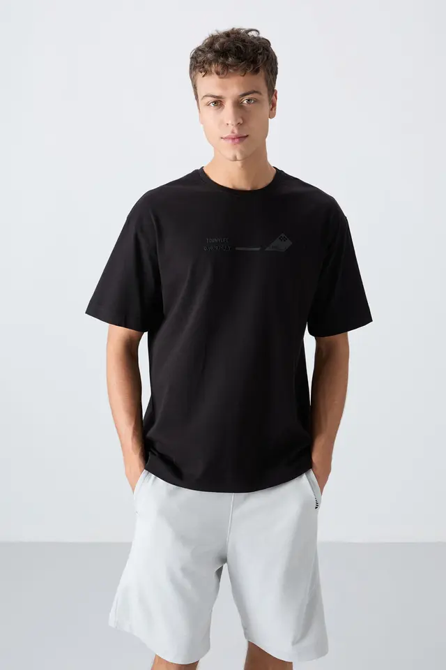 TOMMY Oversized Logo Crew Neck T-Shirt