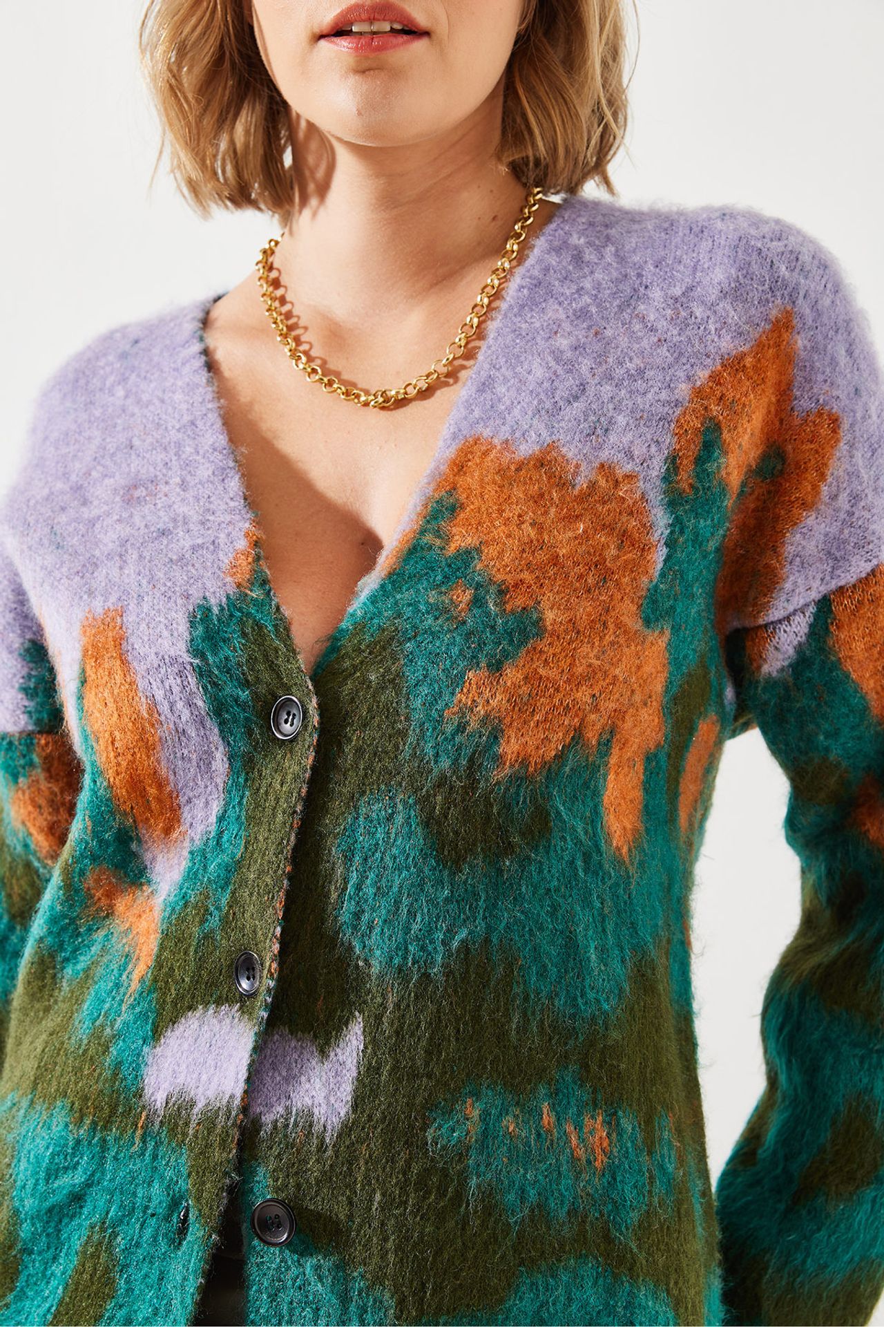 LUCCI Long Thick Jacquard Cardigan with Button Closure