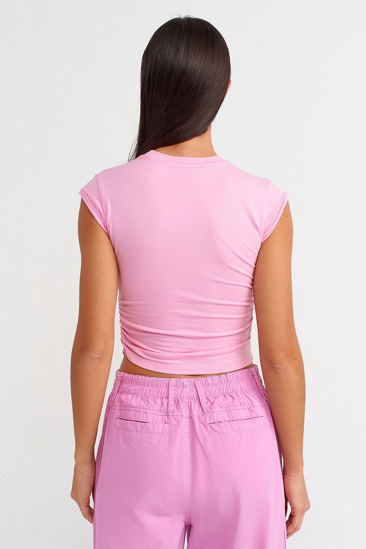 DILVIN Women's Sleeveless Crop T-shirt 2