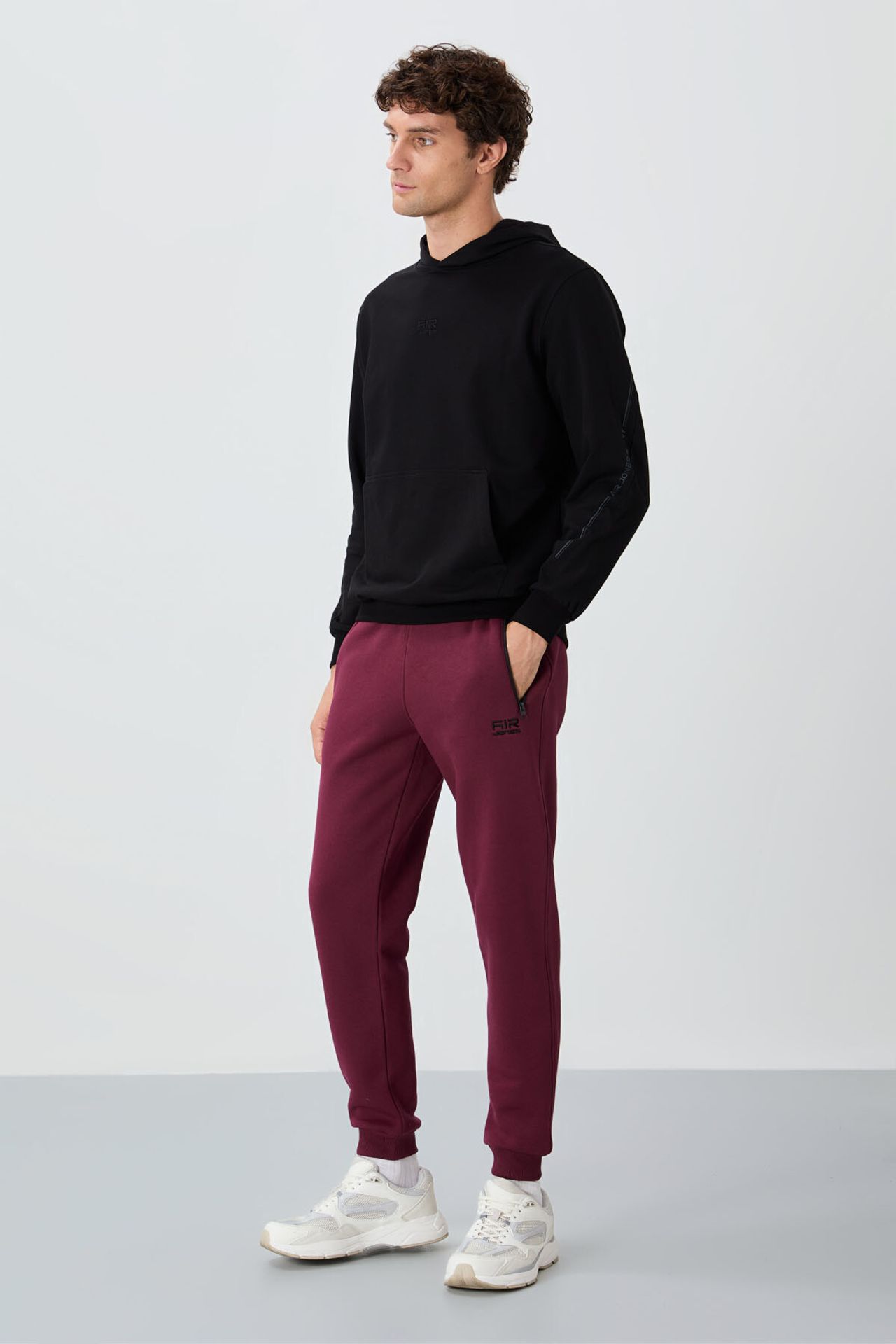 TOMMY Men's Jogger Sweatpants 1