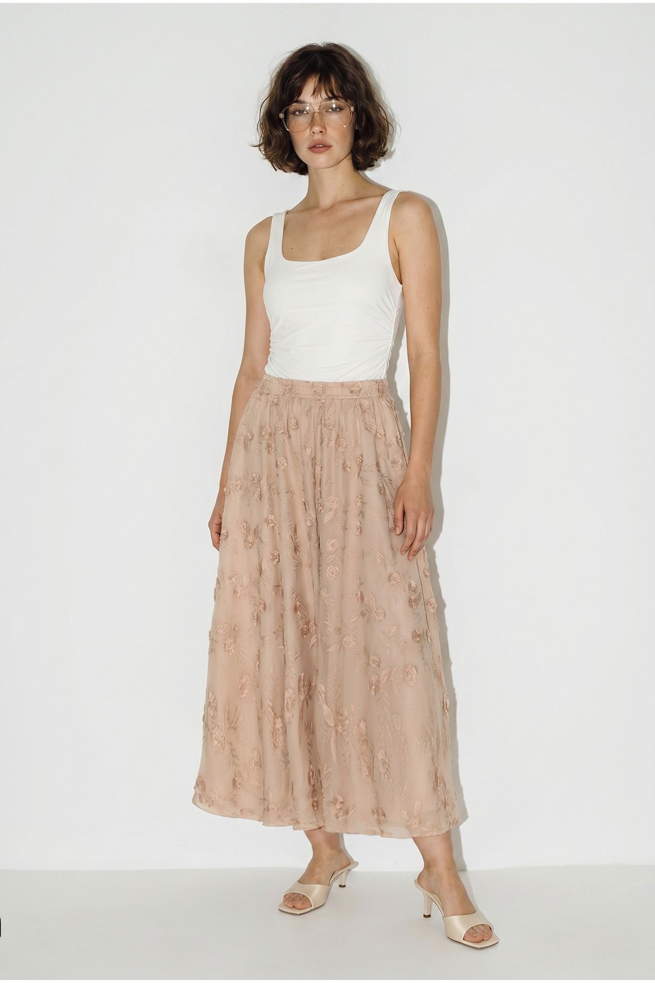 LUCCI Embroidered High-Waist Midi A-Line Skirt 2