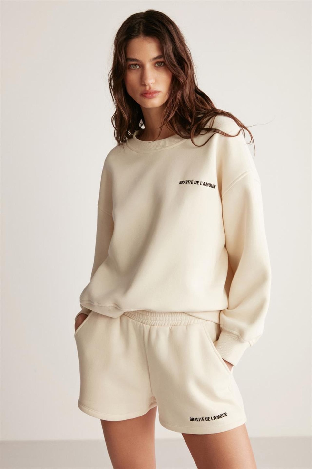 GRIMELANGE Oversized Crew Neck Sweatshirt 3